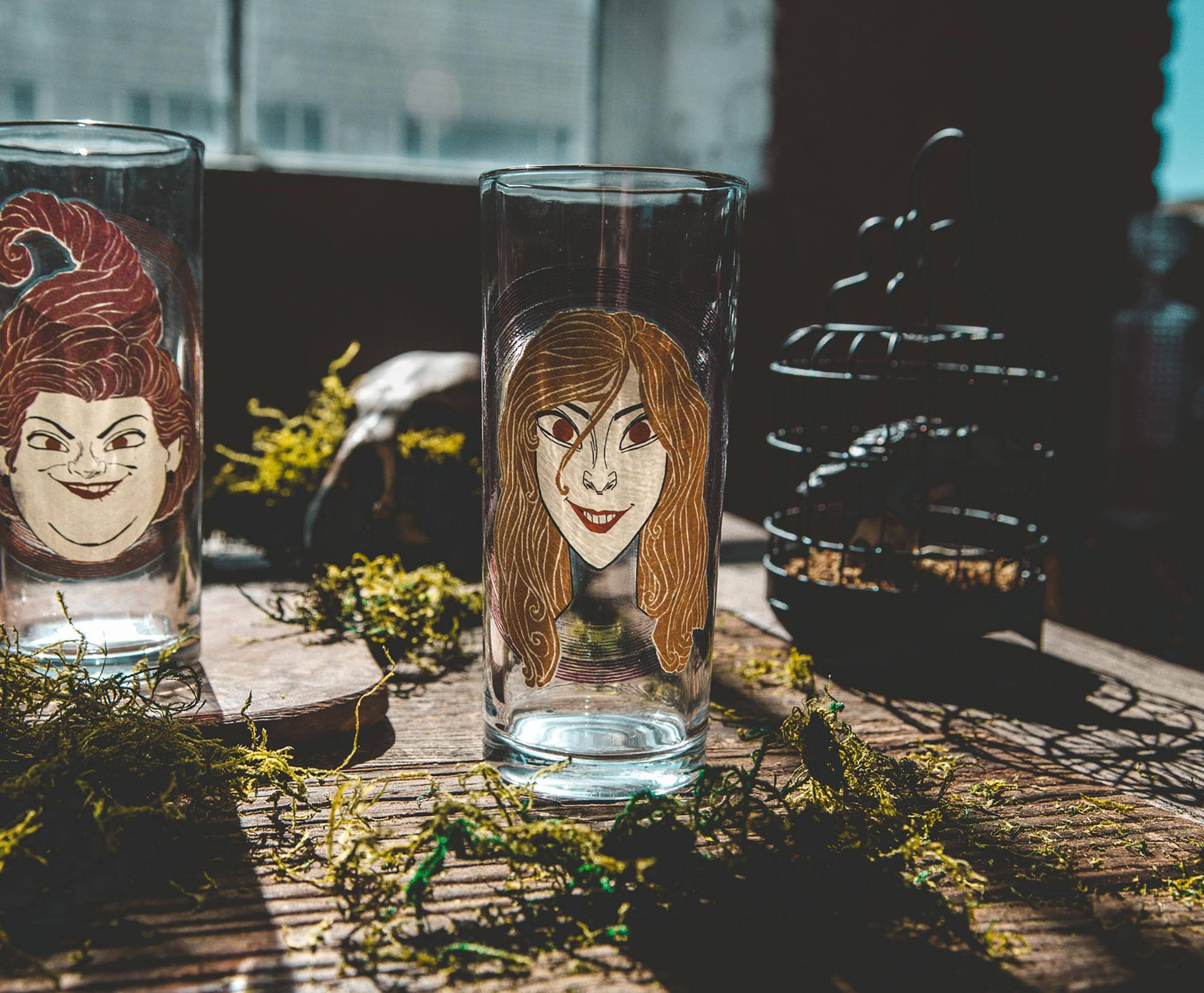 Disney Hocus Pocus Sanderson Sisters 10-Ounce Tumbler Glasses | Set of 4 - Thumbnail 3