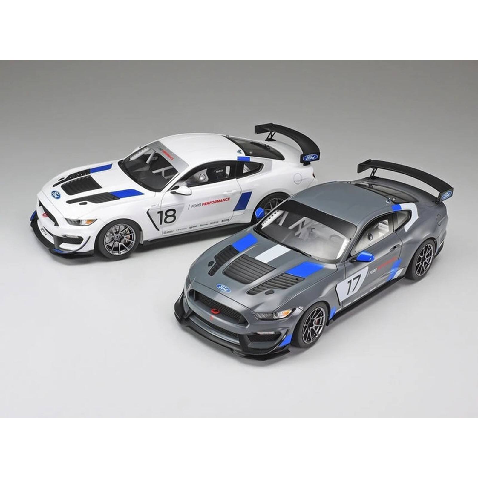 Ford  
FORD PERFORMANCE 18  
Ford  
17