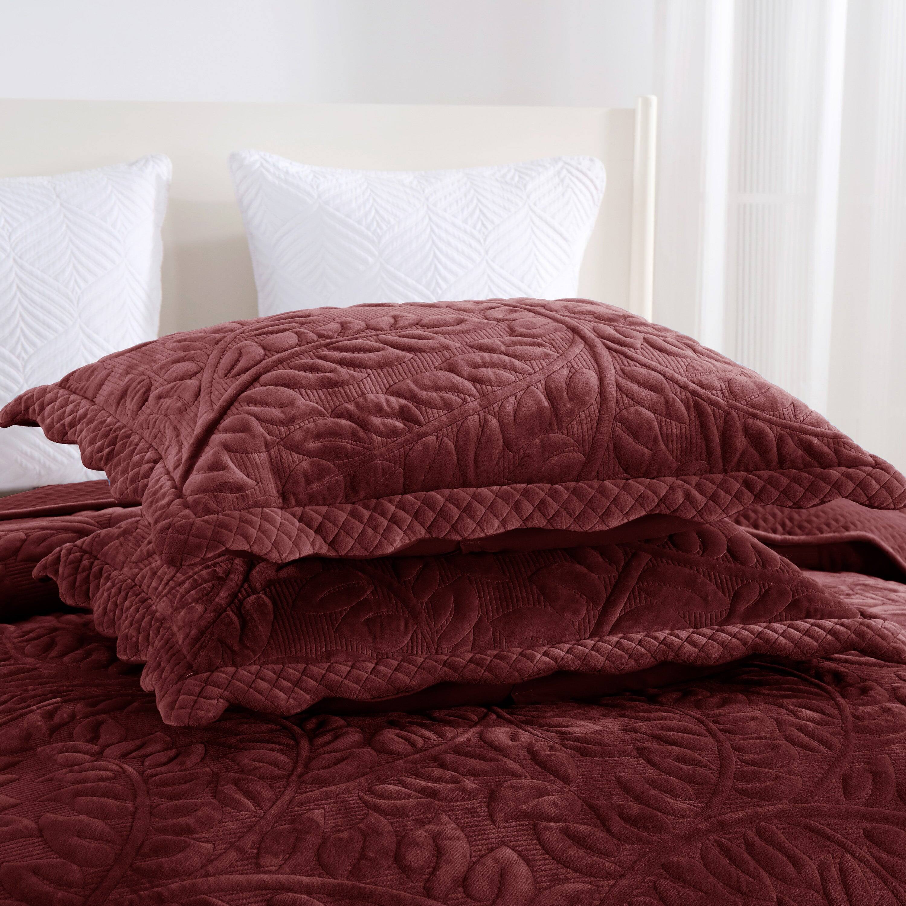 Alt View 1. MarCielo - Marcielo 3Pc Luxury Velvet Oversized Embroidery Soft and Plush Quilt Set - Burgundy.
