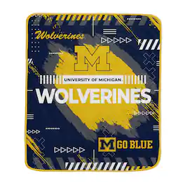 Pegasus - Michigan Wolverines 60" x 72" Game Tech Ultra Cozy Blanket - Multicolor