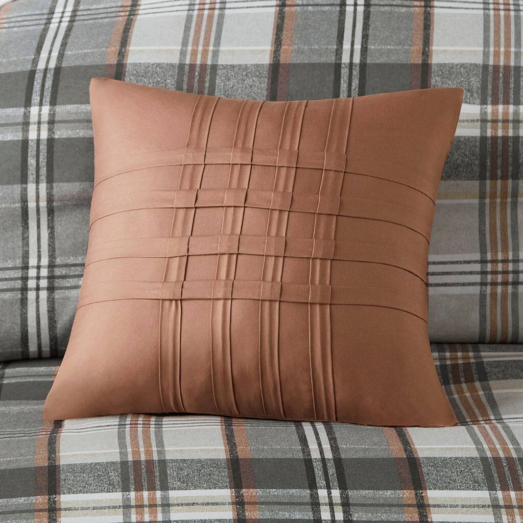 Alt View 2. Gracie Mills - Gracie Mills Simone Plaid Comforter Set - Tan/Gray.