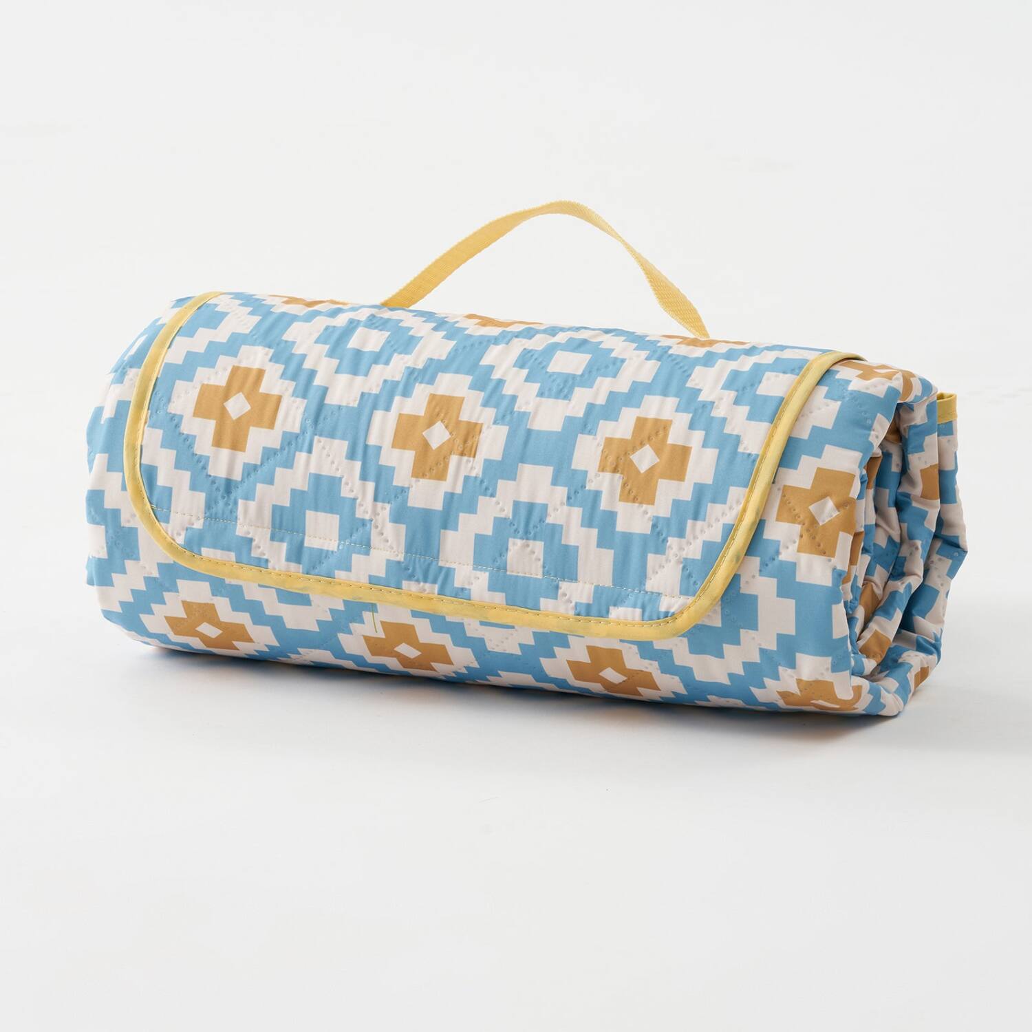 Angle. Adivo - Waterproof Outdoor Picnic Blanket - Ultrasonic Bonded Polyester, Camo Print - 150*200CM - Yellow.