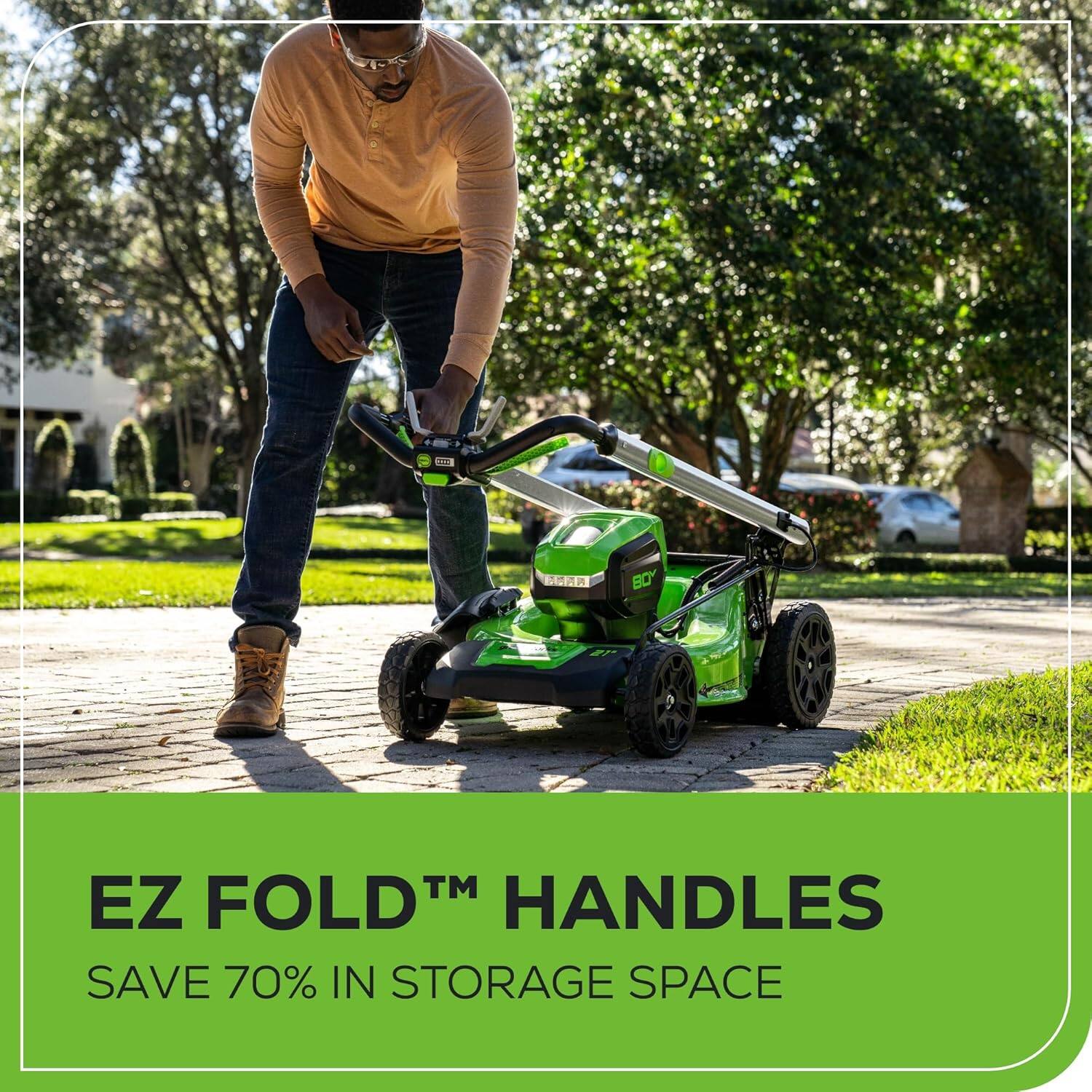 EZ FOLD™ HANDLES  
SAVE 70% IN STORAGE SPACE