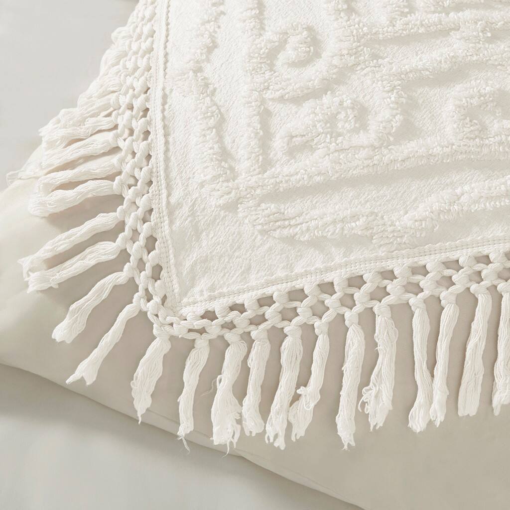 Alt View 2. Gracie Mills - Gracie Mills Ray Boho Tufted Cotton Chenille Medallion Fringe Coverlet Set - Off-White.