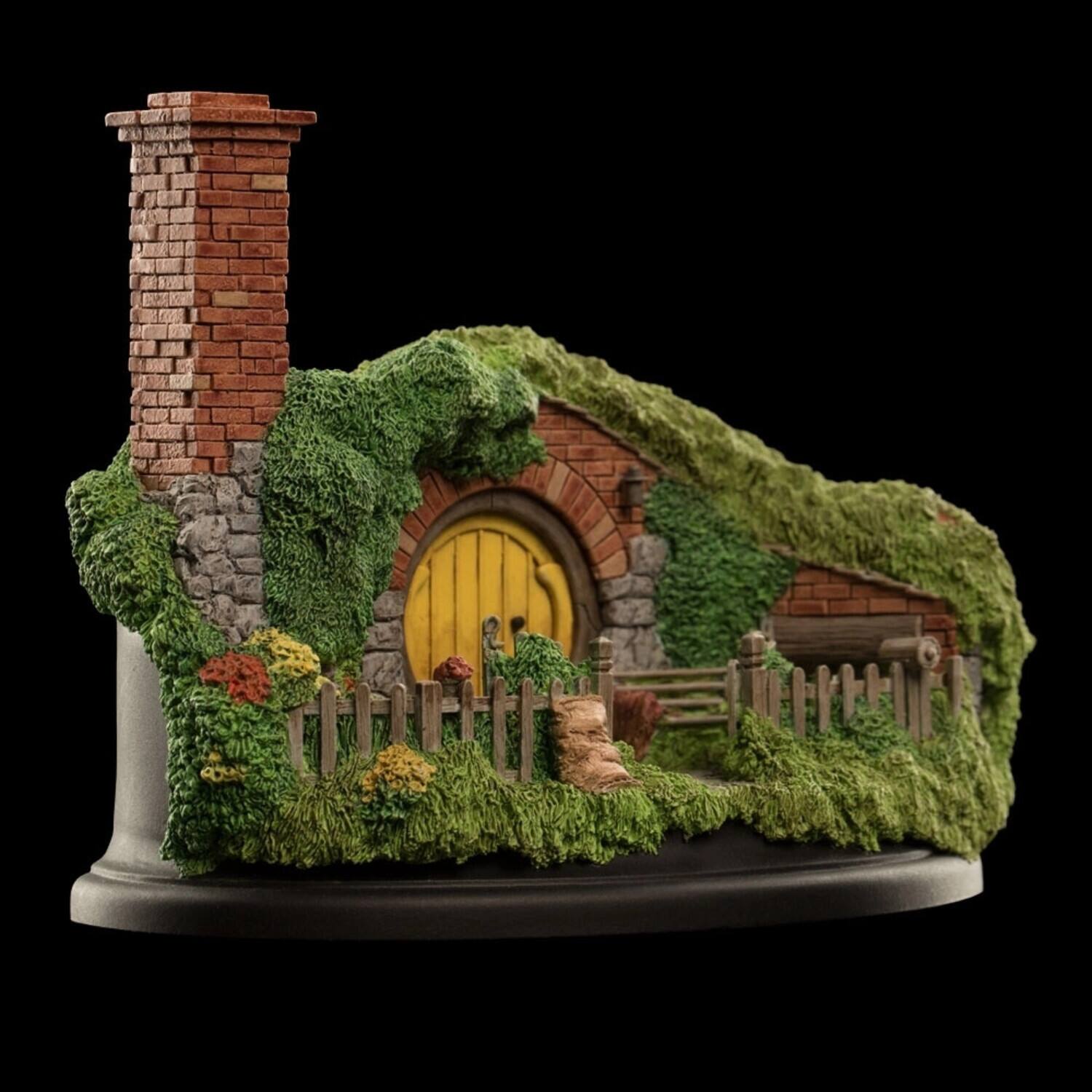 Alt View 2. Weta Workshop - WETA Workshop Polystone - 16 Hill Lane Hobbit Hole   - COLLECTIBLES - Multicolor.