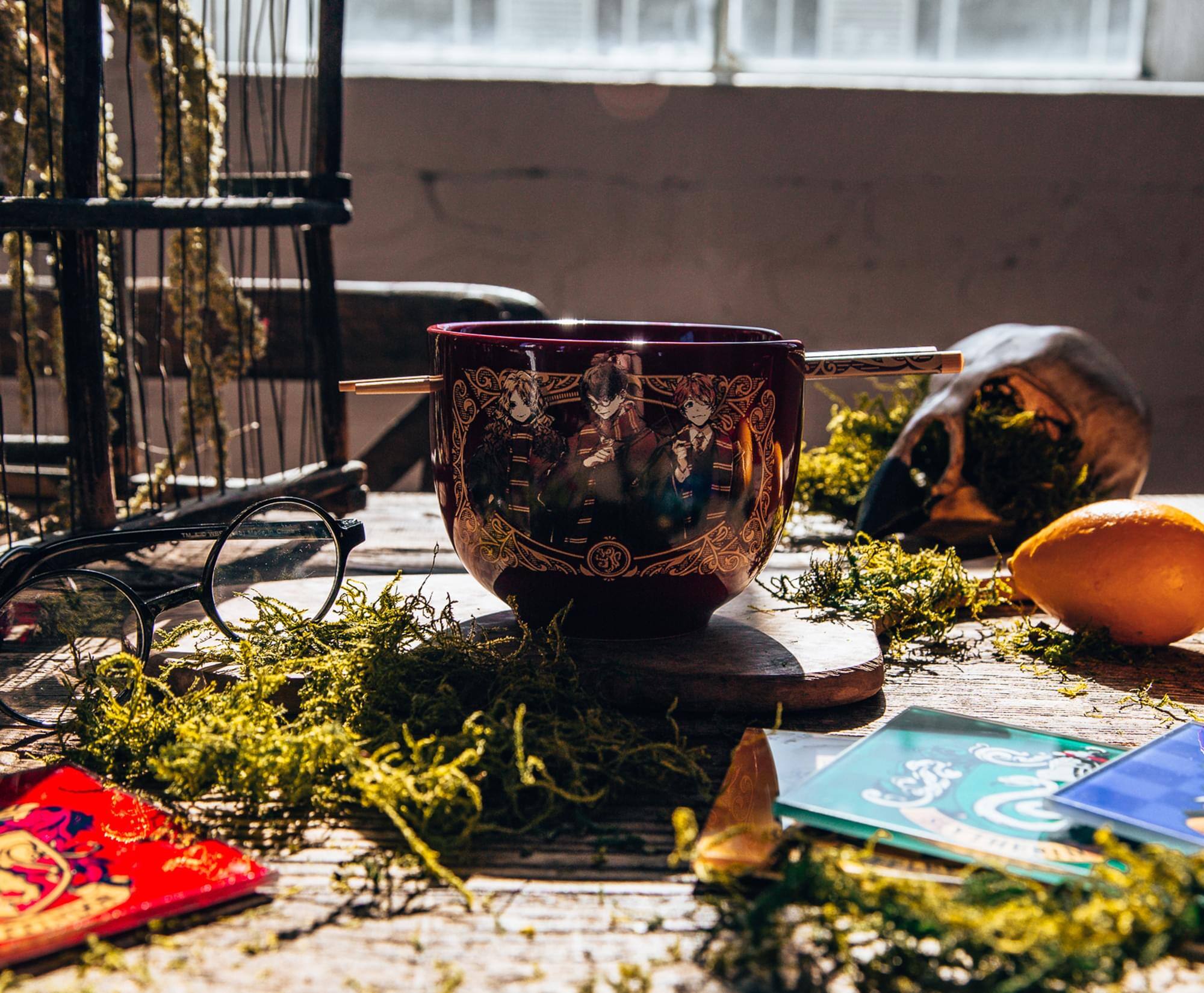 Alt View 10. Silver Buffalo - Harry Potter Anime Trio 20-Ounce Ramen Bowl and Chopstick Set - Red.