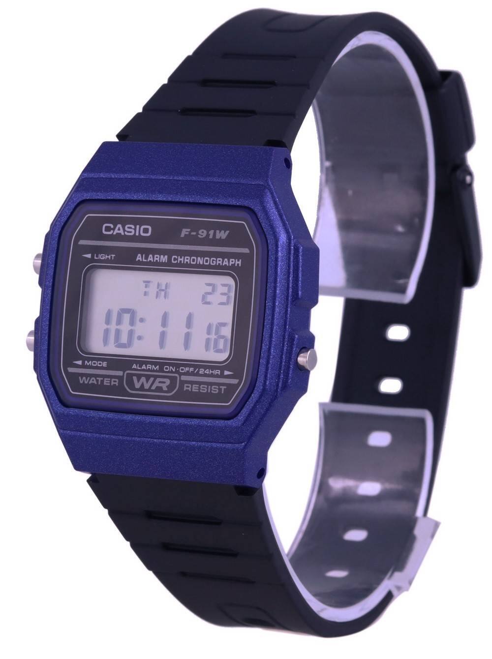 CASIO F-91W  
LIGHT ALARM CHRONOGRAPH  
TH 23  
10:11 16  
MODE ALARM ON-OFF/24HR  
WATER WR RESIST