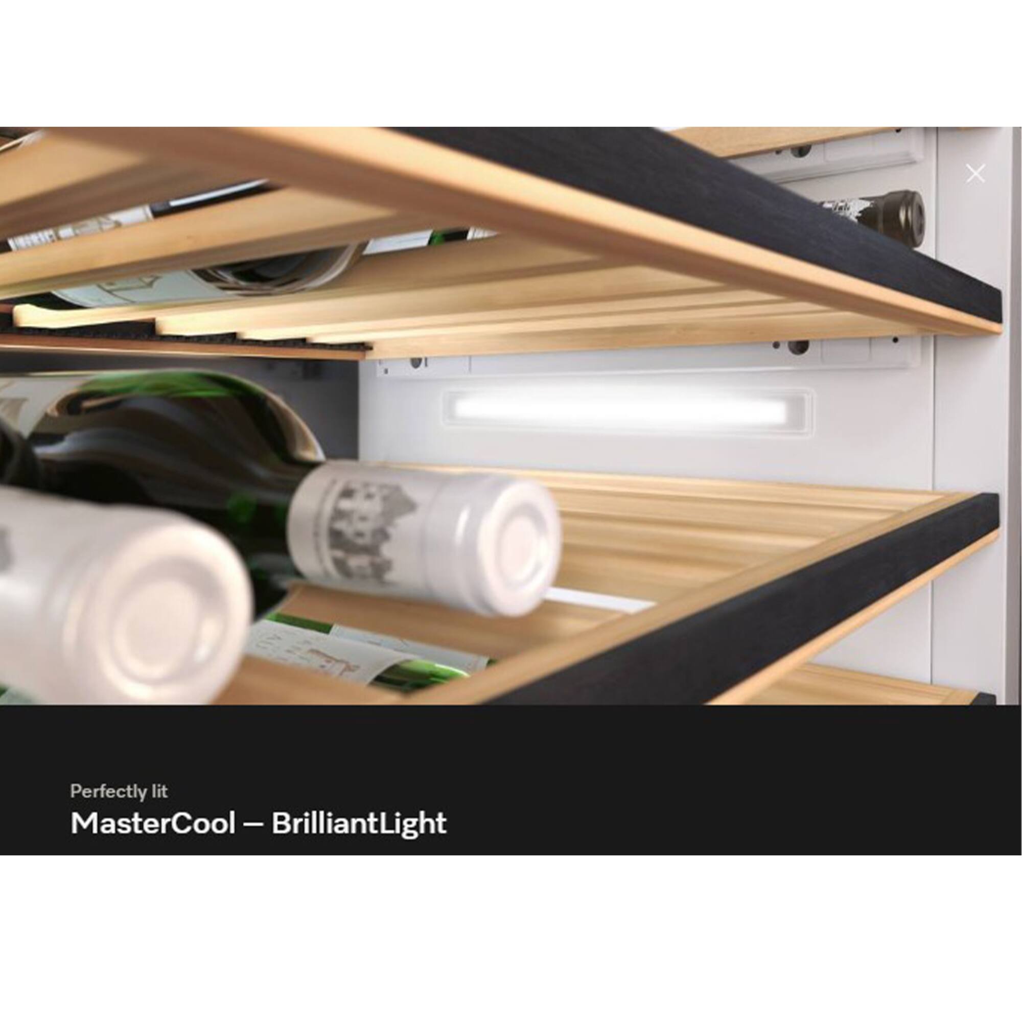 Perfectly lit  
MasterCool – BrilliantLight