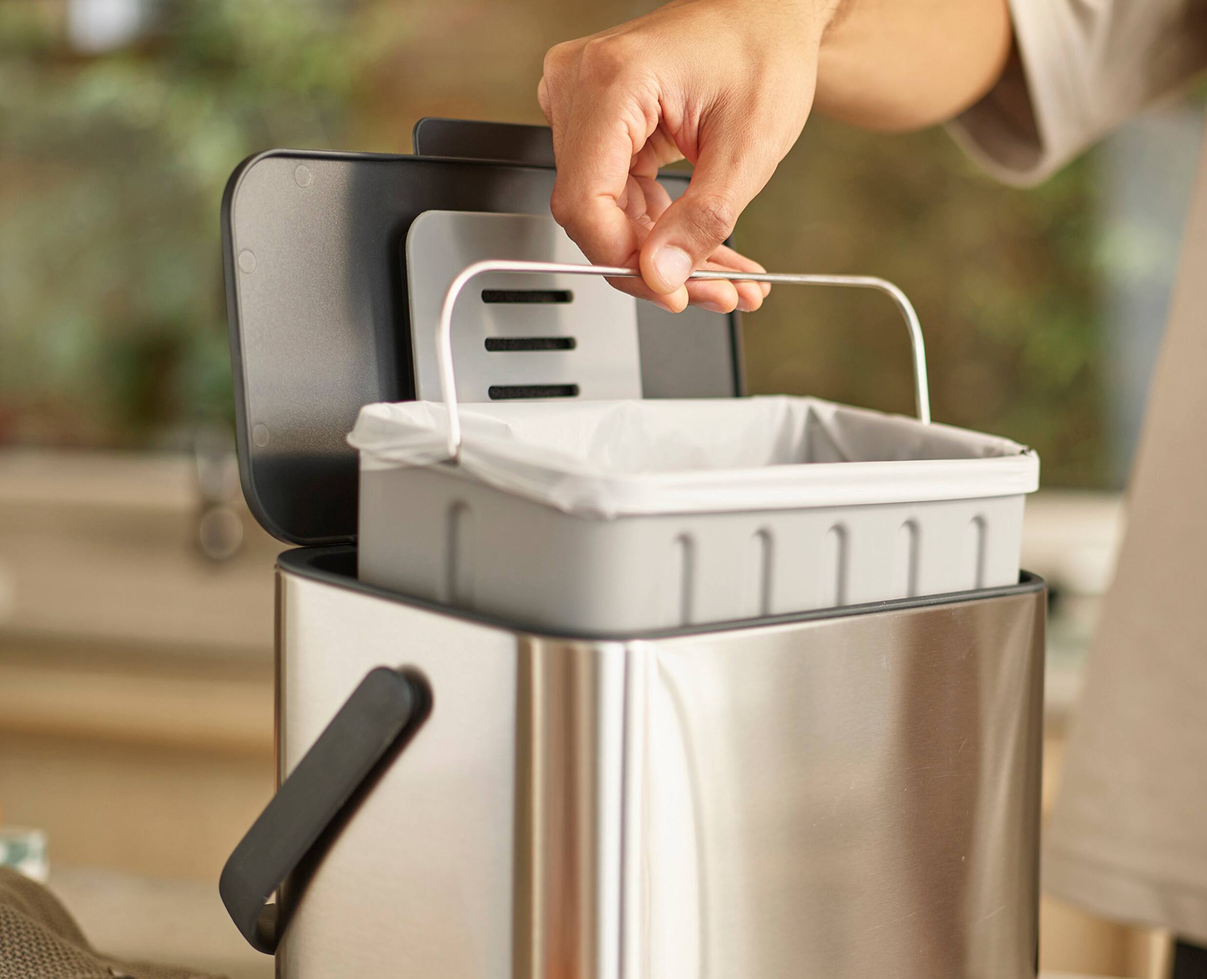 Alt View 3. Joseph Joseph - Collect 4-liter Stainless Steel Food Waste Compost Caddy.