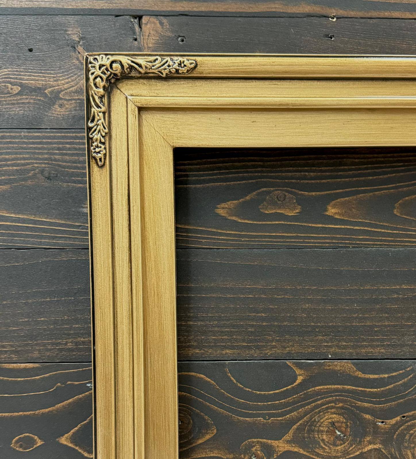 Back. LAREDO FRAME FACTORY - 75 inch Hisense Canvas TV Ornate frame, Canvas TV by Hisense - ANTIQUE GOLD.