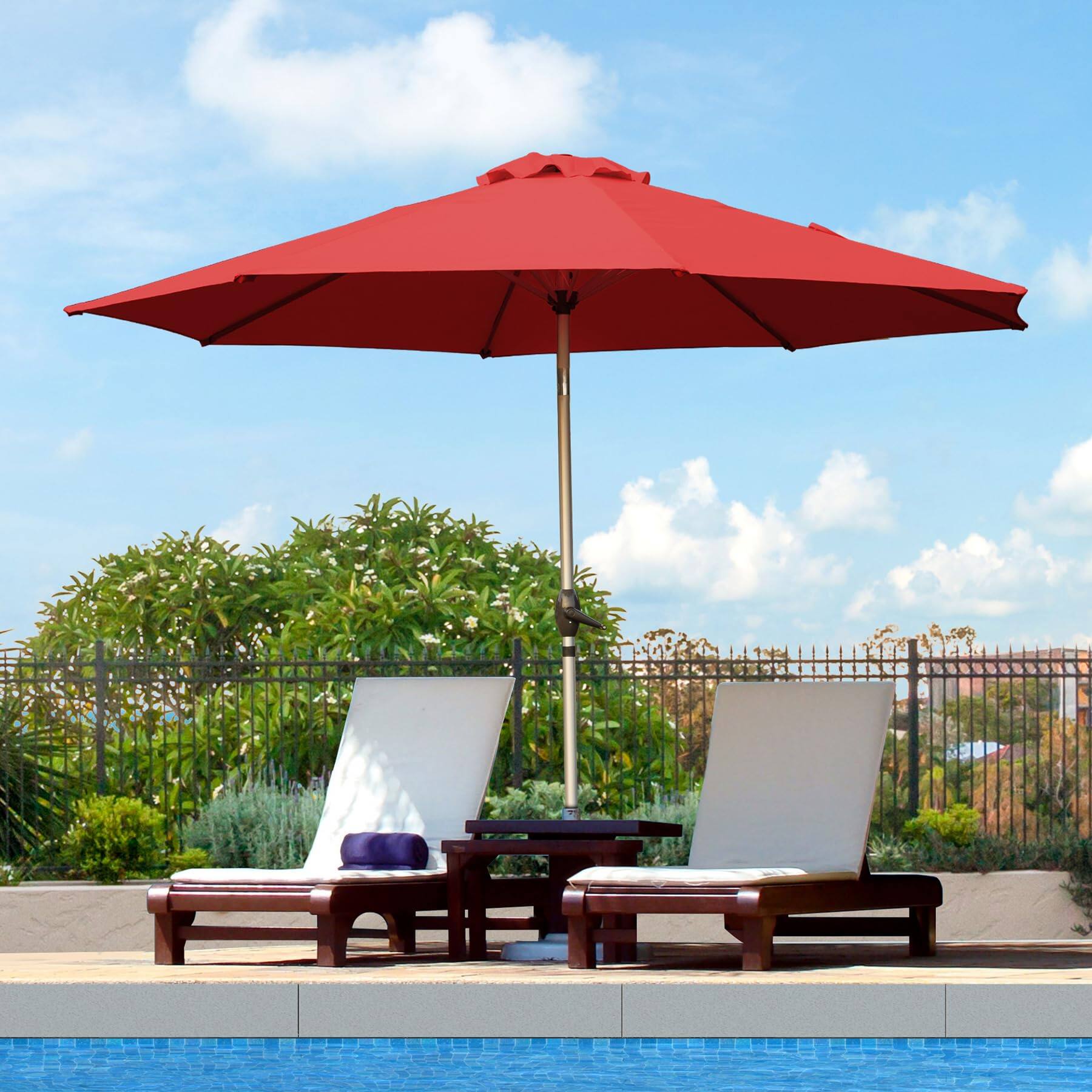 Angle. Mondawe - 9FT Patio Umbrella with Push Button Tilt and Crank - Brick red.