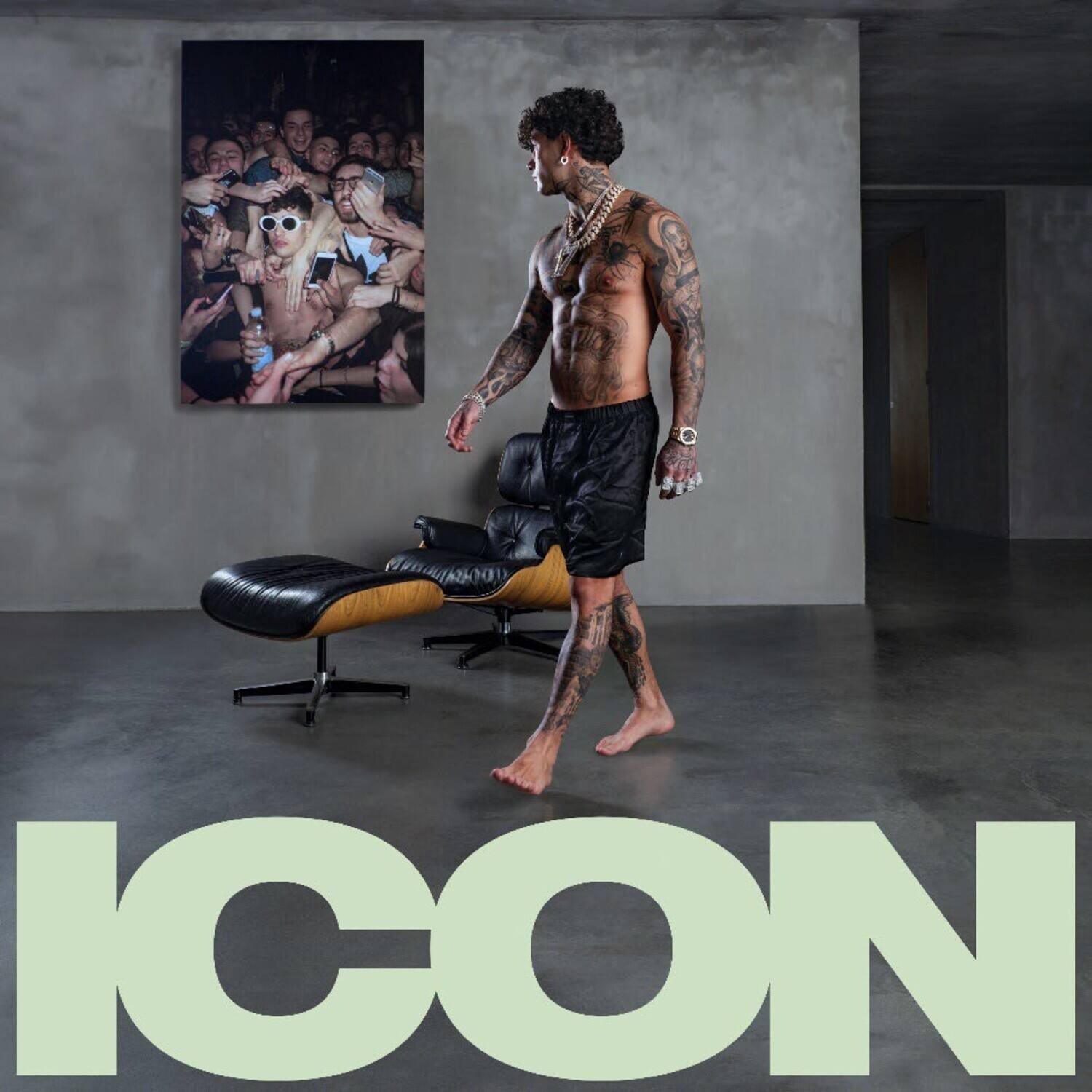 Front. Tony Effe - Icon   - COMPACT DISCS.
