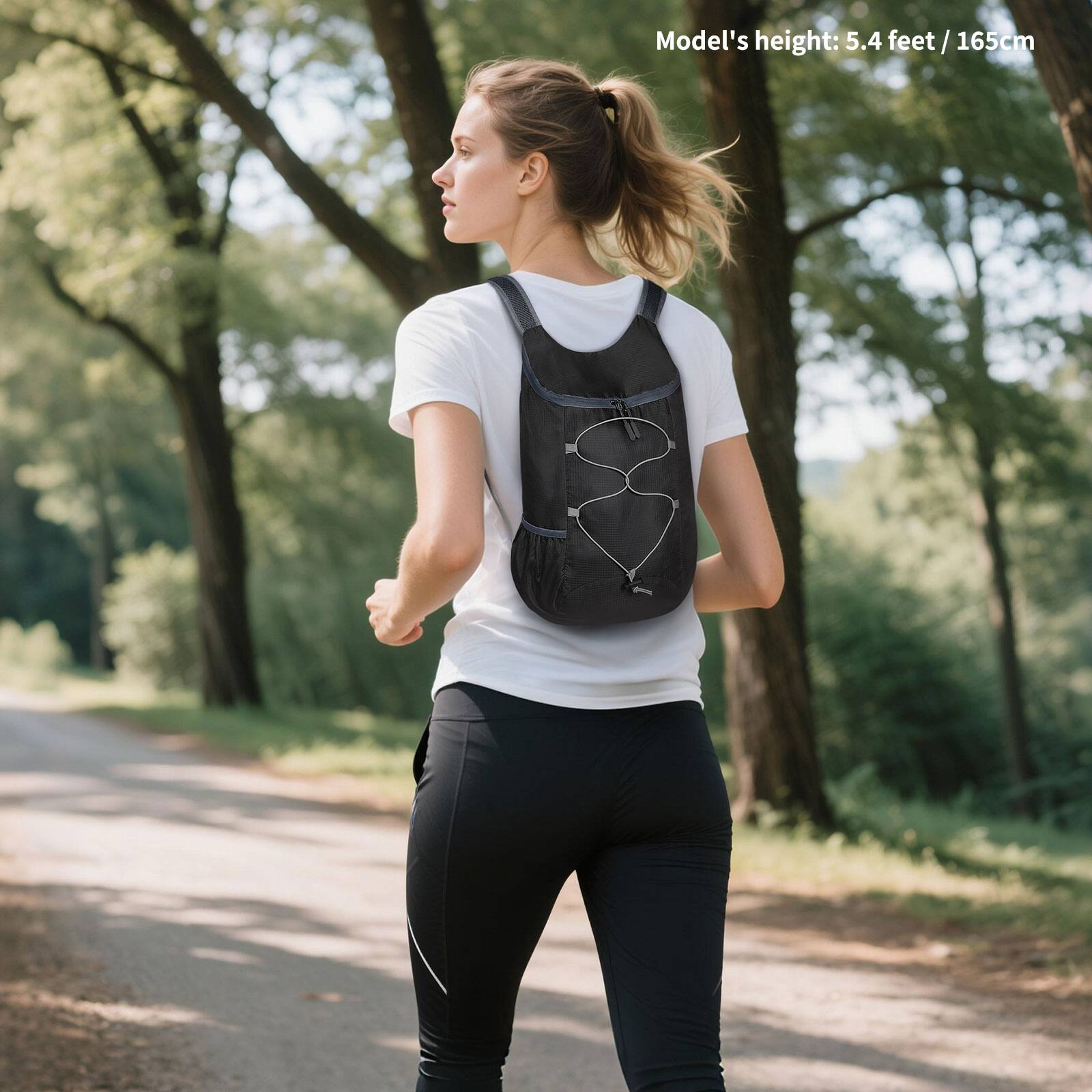 Model's height: 5.4 feet / 165cm