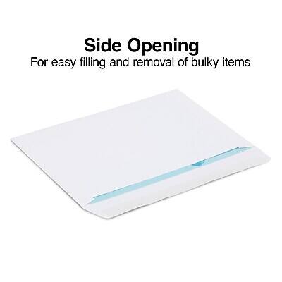 Side Opening  
For easy filling and removal of bulky items