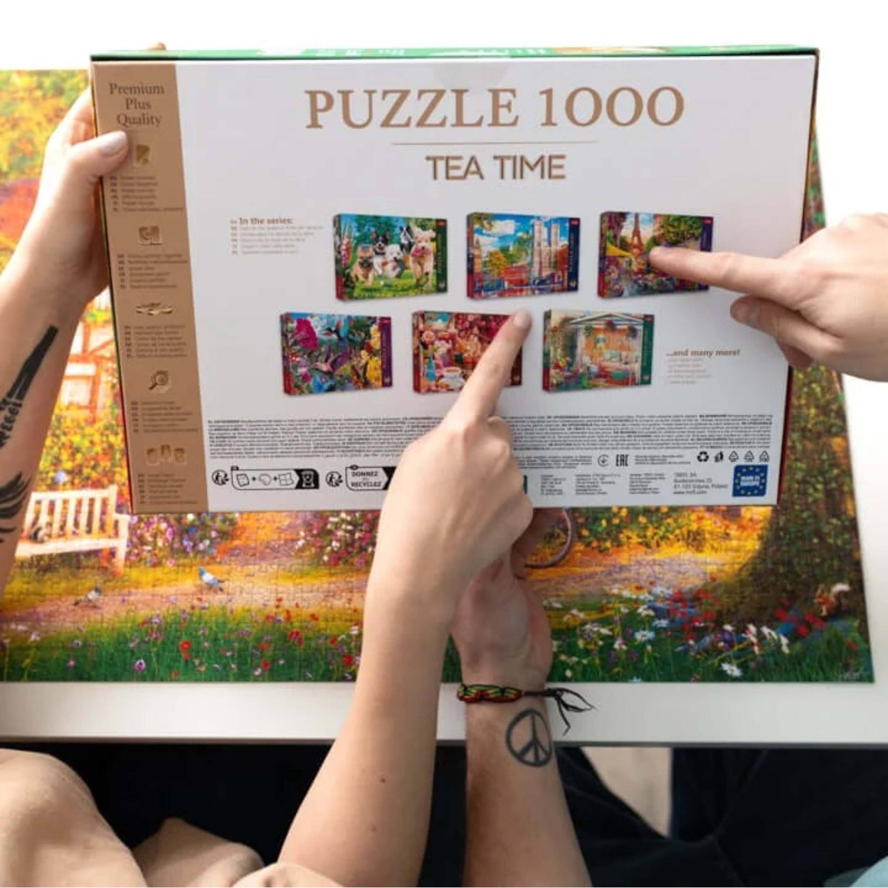 Premium Plus Quality  
PUZZLE 1000  
TEA TIME  

In the series:  
...and many more!
