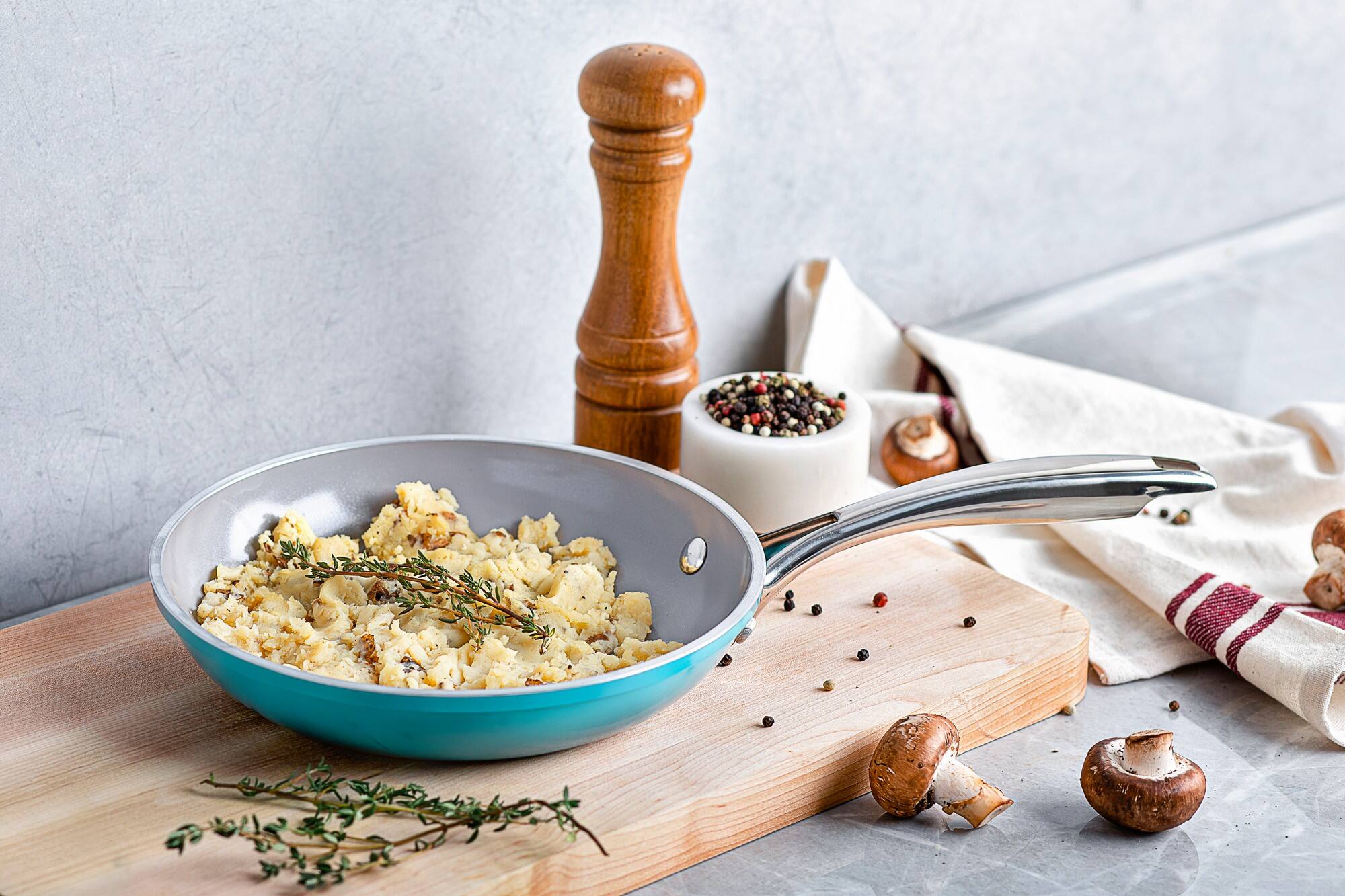 Alt View 5. Gotham Steel - Gotham Steel Nonstick Pots and Pans 15 Piece Set Ceramic Cookware Kitchen Set - Blue.