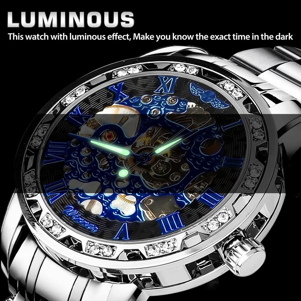 LUMINOUS  
This watch with luminous effect, Make you know the exact time in the dark