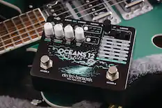 9V R/SEND OUT L/MONO EXP/FSW R. I 2 3 UN L TIDE IN L/MONO BRECET SELECT REVERB ROOM TYPE FX LVL INF A SPRING P.D. FBACK LVL SEND PREDELAY PLATE LENGTH MOD DEPTH LVL TIME P.D. PREAMP LO-FI TONE REVERSE FBACK DRIVE TIDE ECHO P.D. FBACK SIZE TREM FEEDBACK MOD DEPTH MOD RATE DELAY INF S/R DEPTH DYNA RATE AUTO-INF FX TIME DEPTH TAP OCEANS DUAL STEREO 12 RESONANT POLY SHIMMER CTRL MOD XFADE TIME RATE TIME MOD SENSITIVITY SENSITIVITY DEPTH REVERB DUAL AMOUNT CTRL 2 SRS/PRL TUNING A--B REVERB A electro-harmonix NEW YORK CITY, USA REVERB