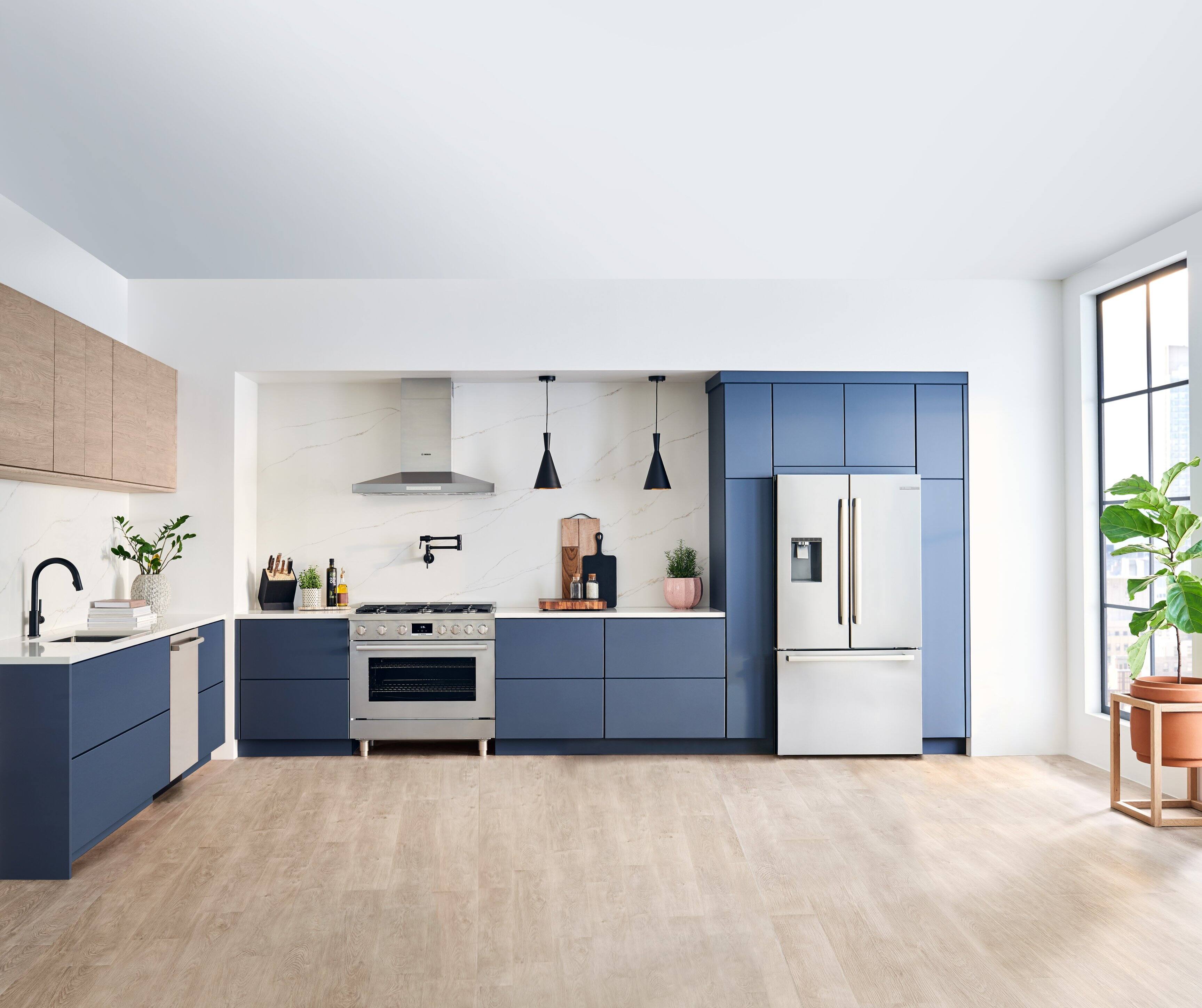 Alt View 7. Bosch - 500 Series 21 Cu. Ft. Bottom-Freezer French Door Counter-Depth Smart Refrigerator with External Water and Ice - Stainless Steel.