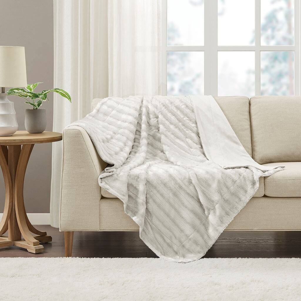 Alt View 1. Gracie Mills - Gracie Mills Wilfred Long Faux Fur Throw Blanket - Ivory.