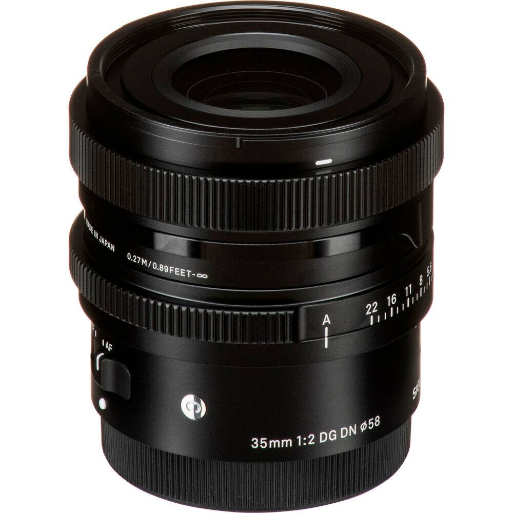 MADE IN JAPAN  
0.27M / 0.89FEET - ∞  
35mm 1:2 DG DN Ø58  
AF  
A  
22 16 11 8 5.6