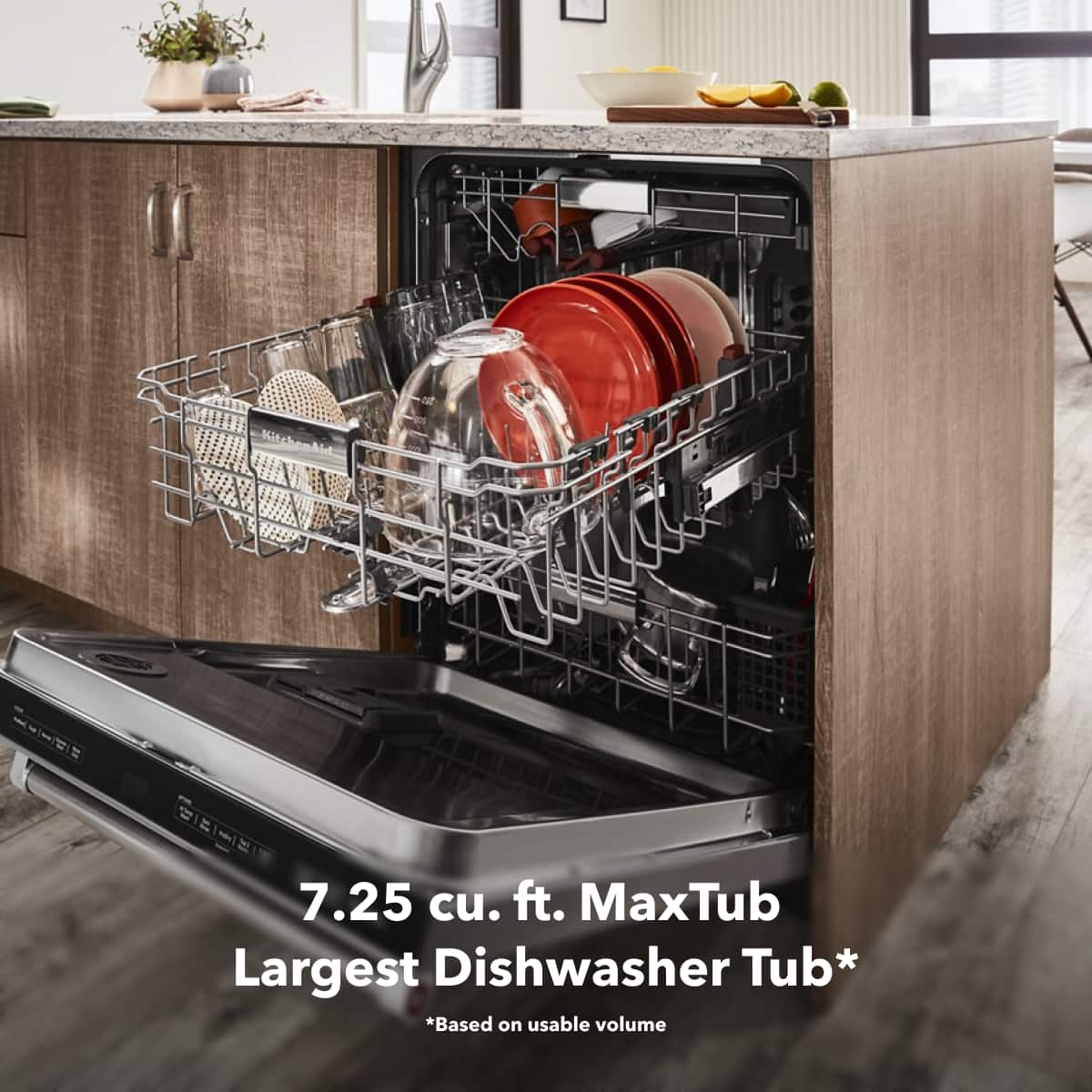 7.25 cu. ft. MaxTub
Largest Dishwasher Tub*
*Based on usable volume