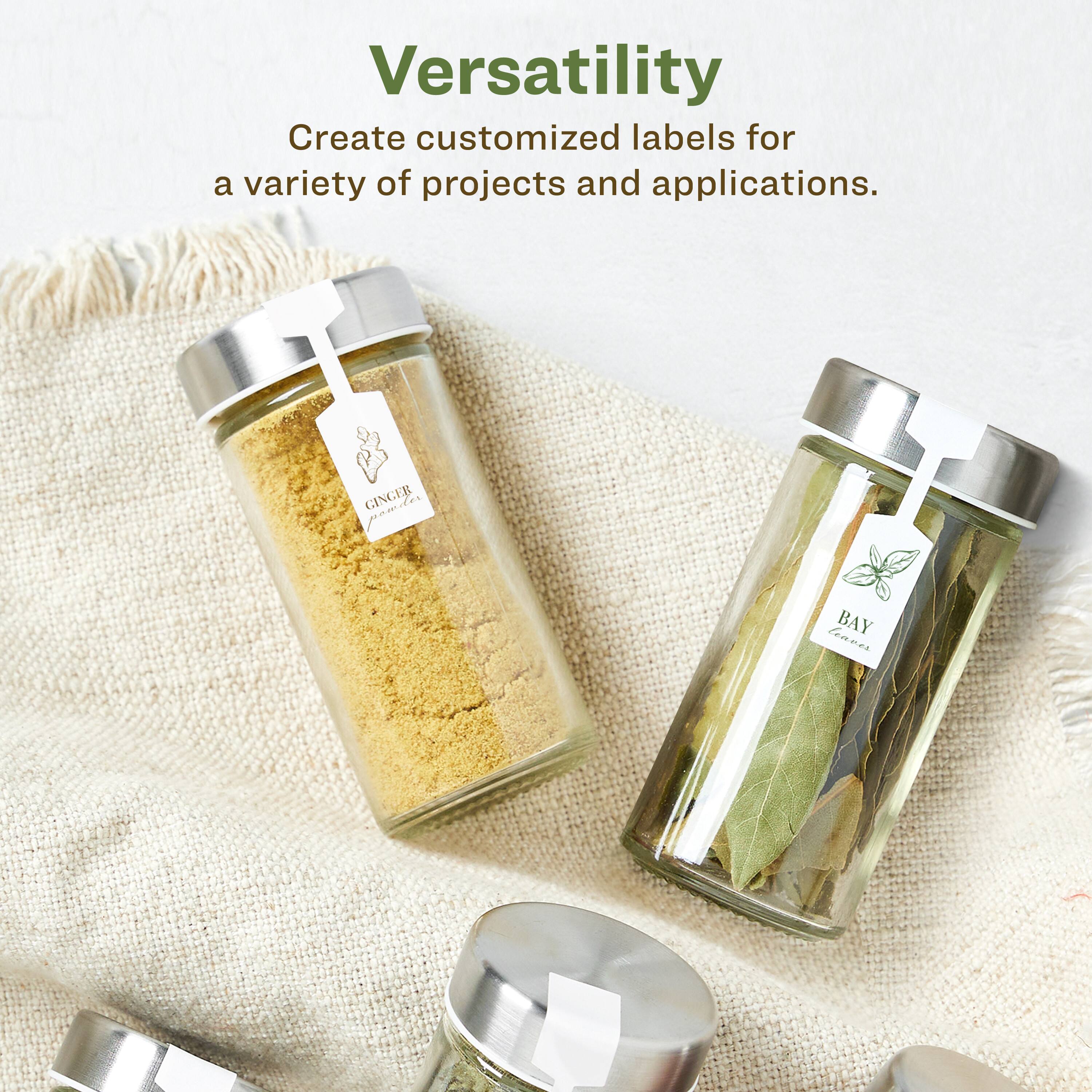 Versatility

Create customized labels for a variety of projects and applications.