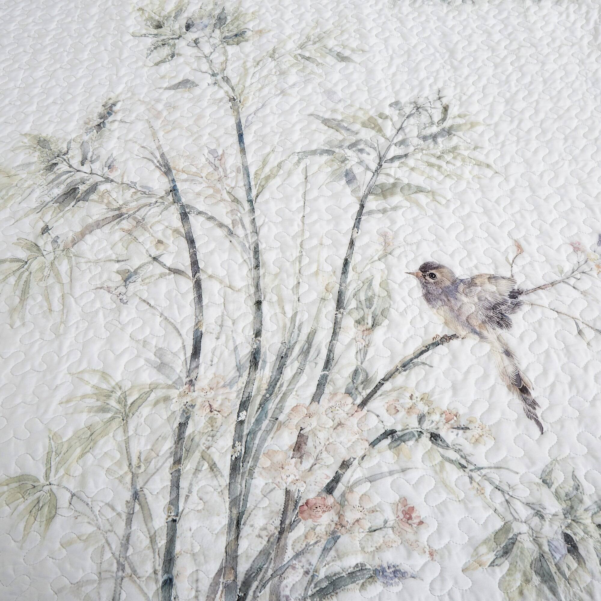 Angle. MarCielo - MarCielo 3 Piece Lightweight Quilt Bedspread Set Reversible Floral Botanical - Green Bamboo.