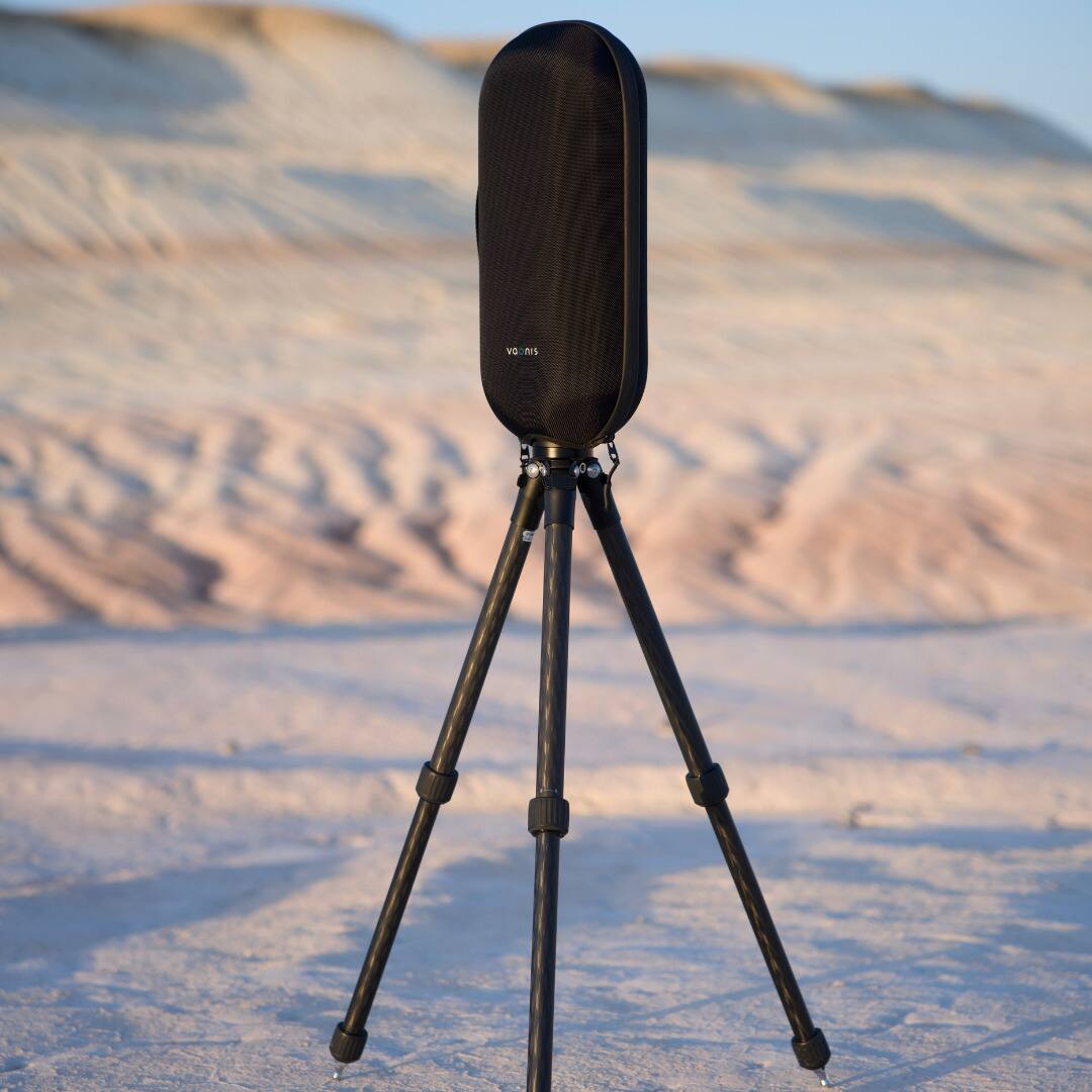 Alt View 3. Vaonis - Vaonis Vespera II X Edition Smart Telescope with AI & Apochromatic Optics.