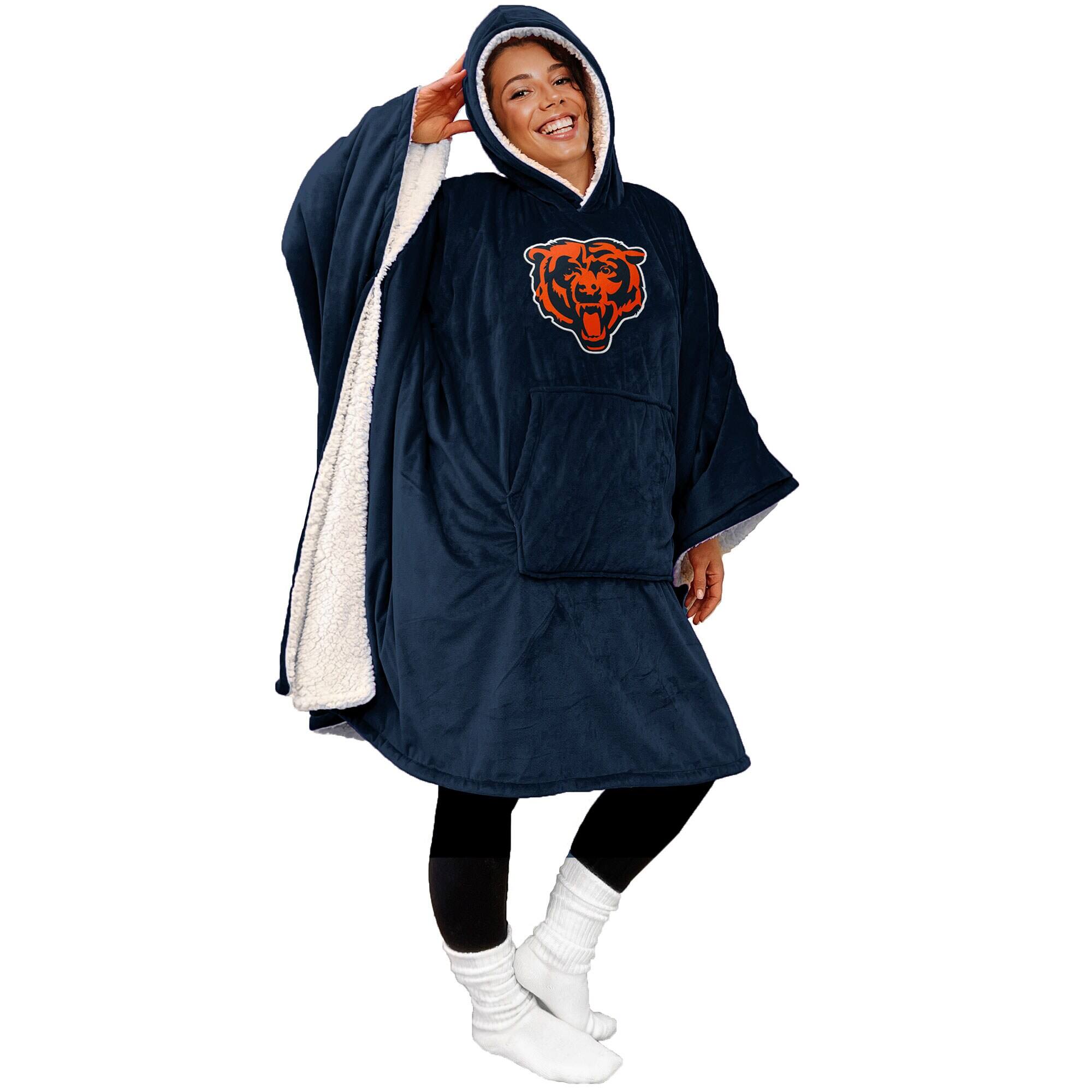 Pegasus - Chicago Bears 60" x 80" Logo Patch Team Color Bloncho with Sherpa - Multicolor