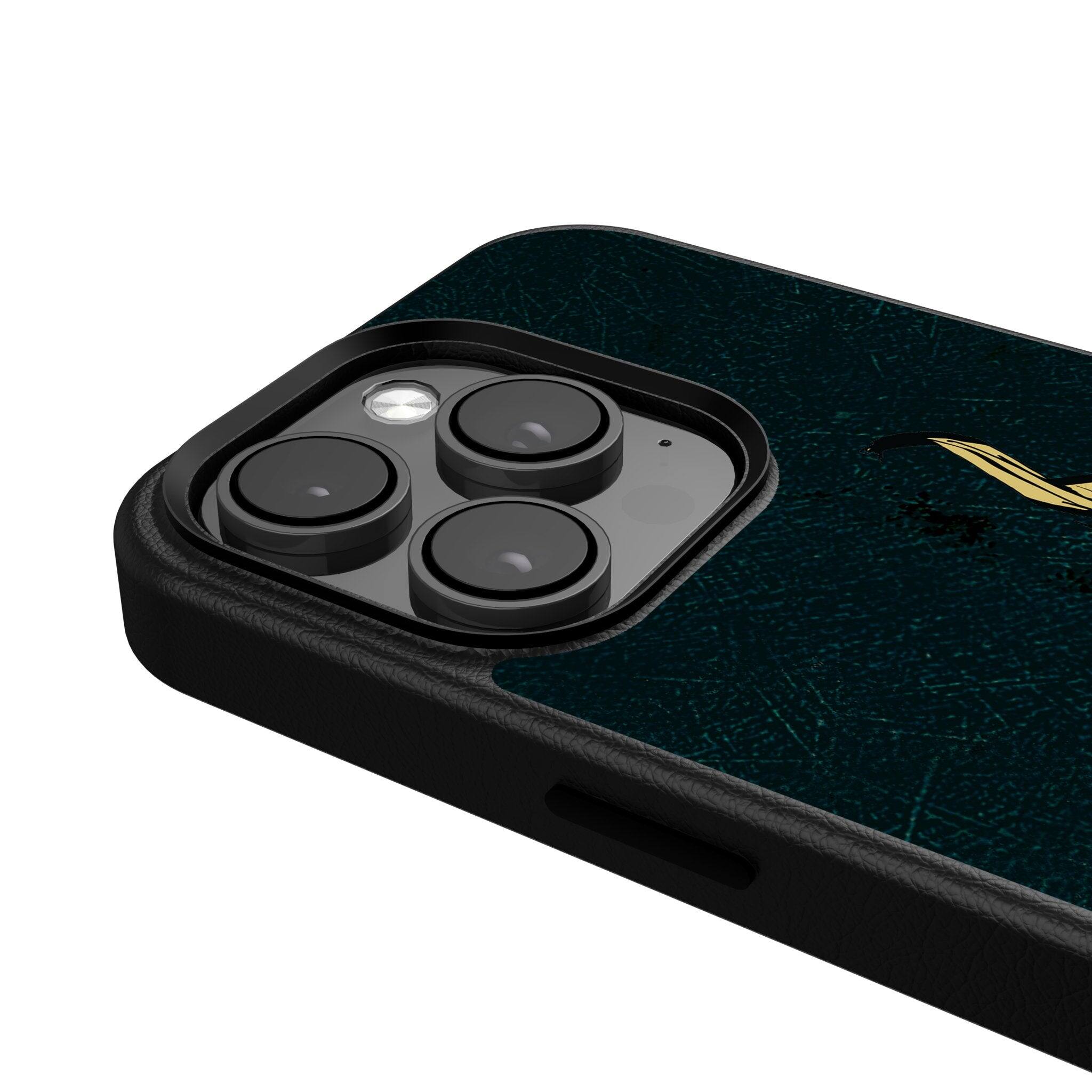 Back. Keyscaper - Marvel Badge MagSafe Compatible Phone Case - Apple iPhone 15 Plus - Ladypool 1.