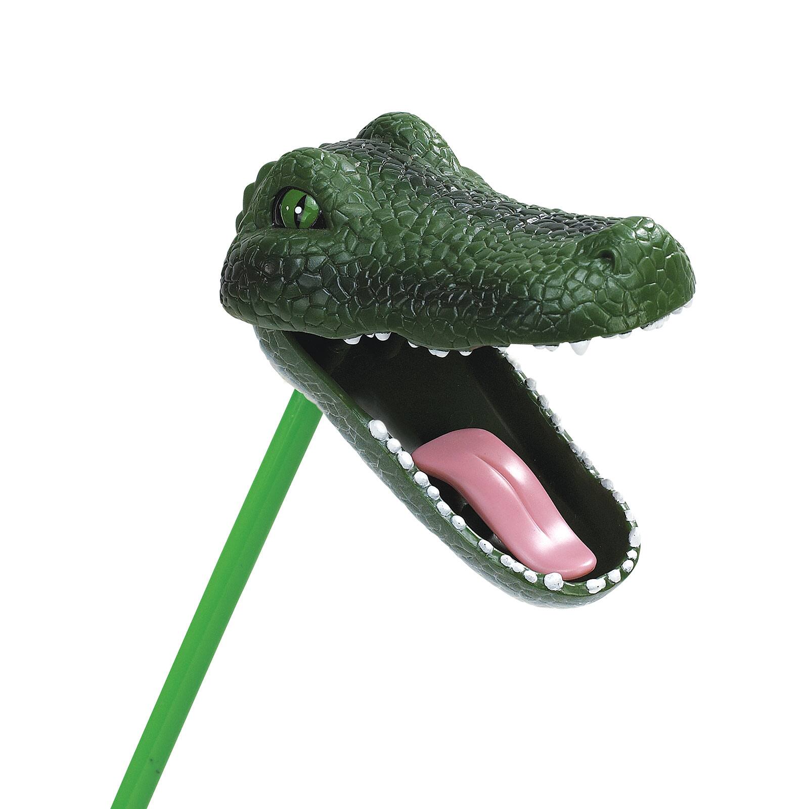 Front. Safari Ltd. - Snapper Alligator Toy.