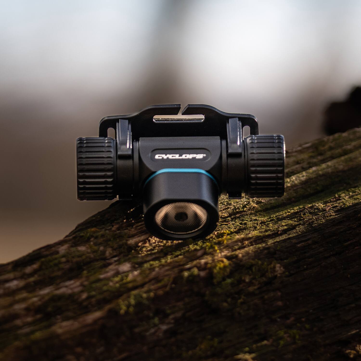 Back. Cyclops - 2000-Lumen Poseidon Rechargeable LED Headlamp.
