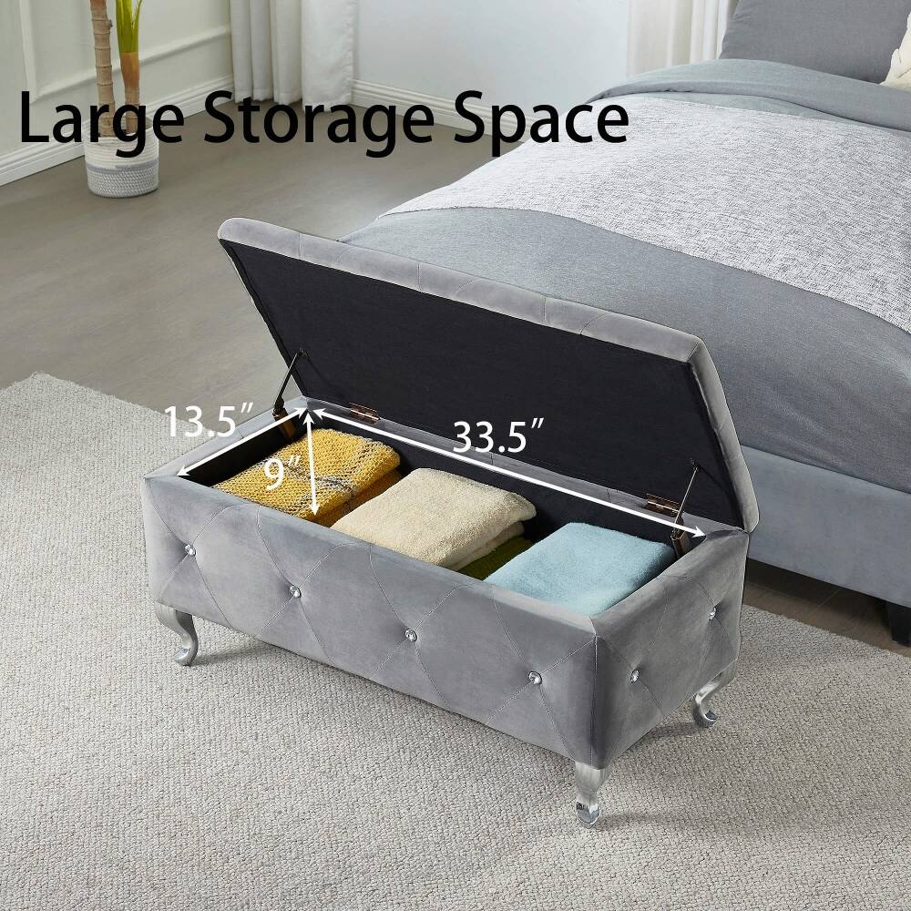 Large Storage Space  
13.5" x 9" x 33.5"