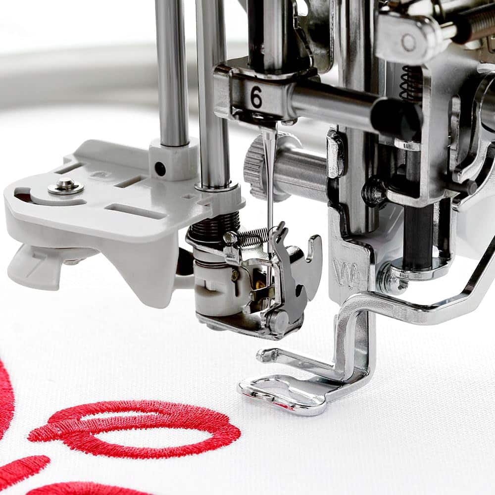 Brother Stellaire Innov ís XE2 Embroidery Machine Includes