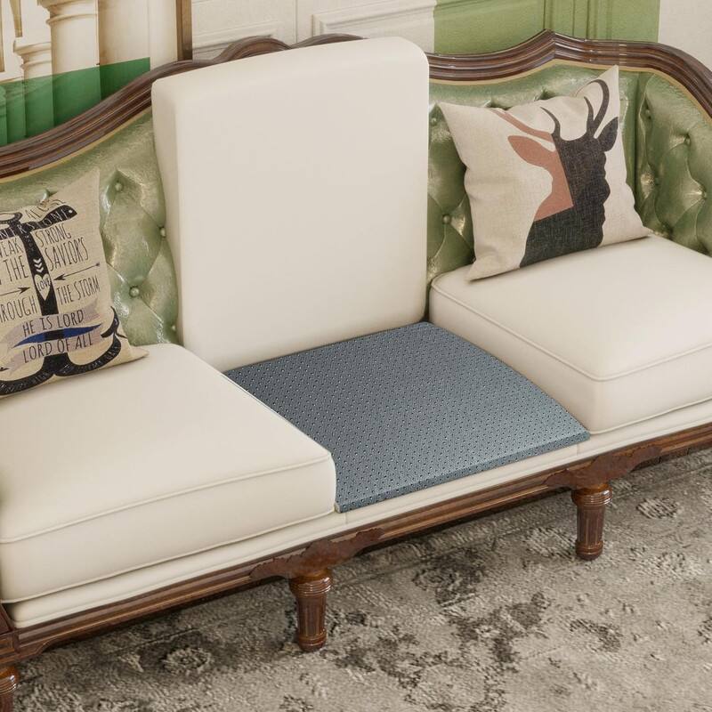 Sure, here is the corrected text:

"BE STRONG  
THE SAVIORS  
THROUGH THE STORM  
HE IS LORD  
LORD OF ALL"