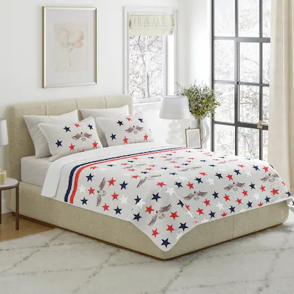 Front. Lavish Home - 2PC Twin Quilt Set with Sham, Stars - Gray, Red, White, and Blue.