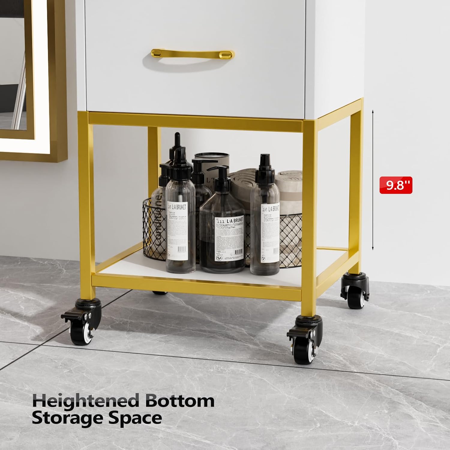 U 2 a BRUKET L  
L 4 9.8"  
1 LA BROTAMP  
Heightened Bottom Storage Space
