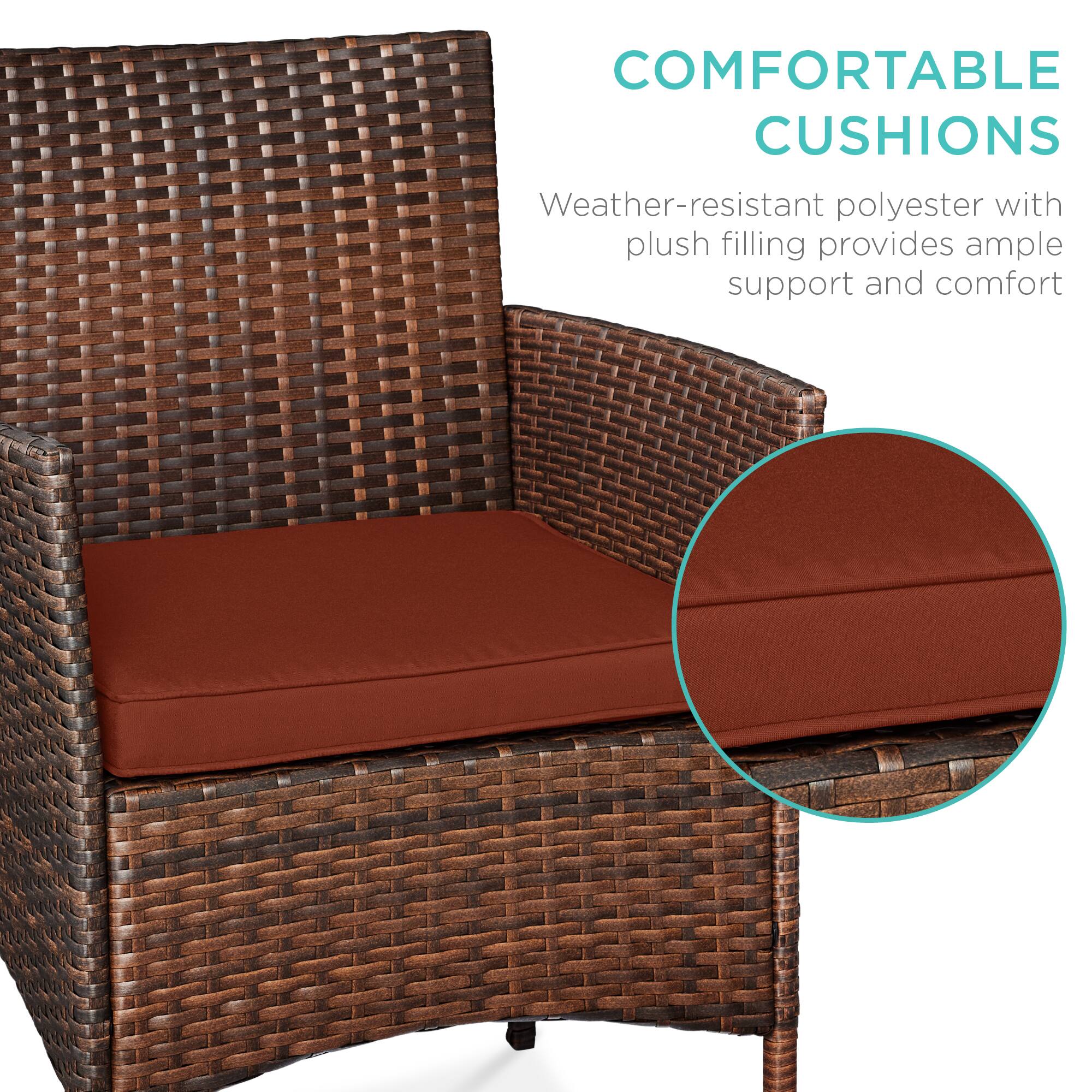 COMFORTABLE CUSHIONS

Weather-resistant polyester with plush filling provides ample support and comfort