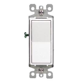 Leviton - Decora 15 amps Four Pole 4 Way / Rocker Switch 1 pk - White