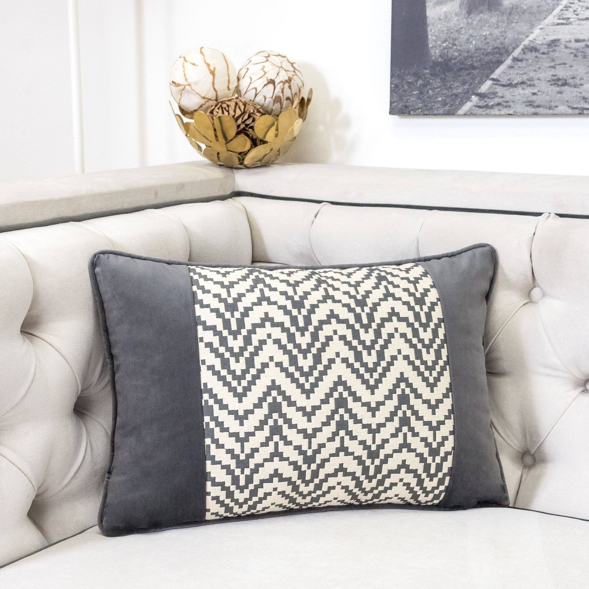 Angle. LuXeo - Modern Chevron Lumbar Collection, Size: 14"x20" - GRAY.
