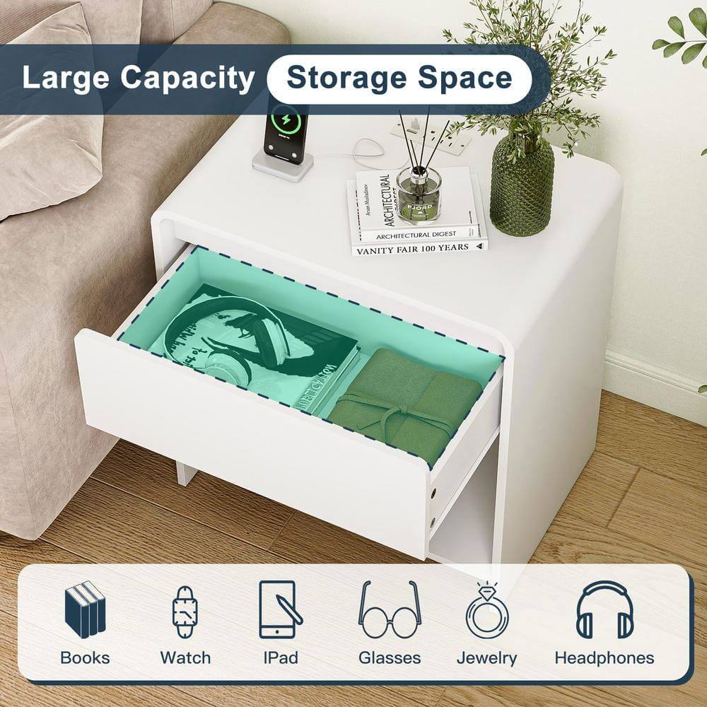 Large Capacity Storage Space

Books Watch iPad Glasses Jewelry Headphones