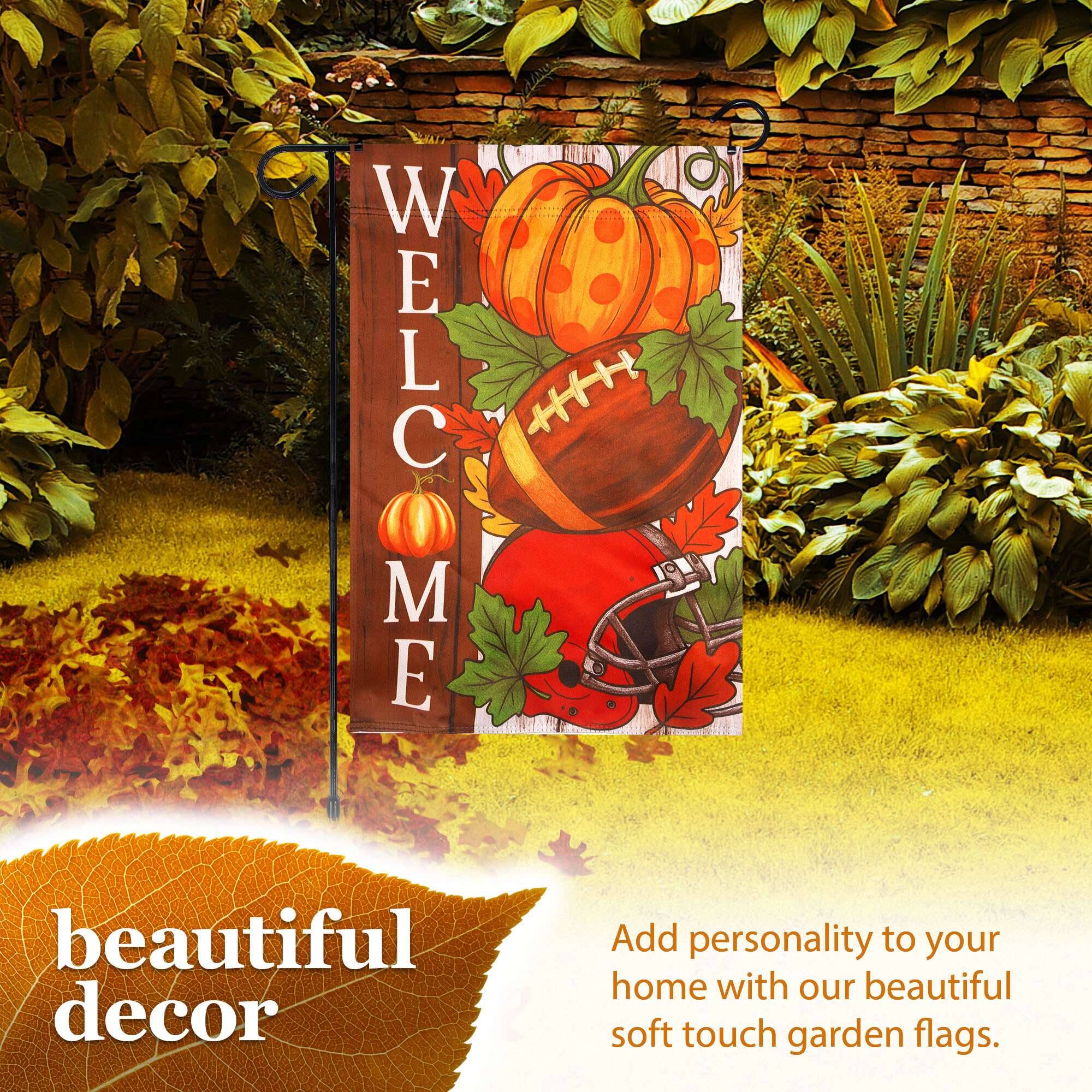 WELCOME beautiful decor

Add personality to your home with our beautiful soft touch garden flags.