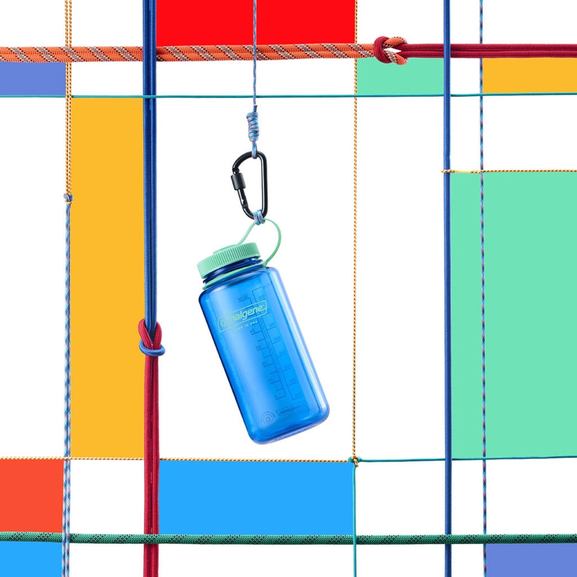 The text on the image reads:

"Chalenge
1L
100% BPA FREE
REUSABLE
ECO-FRIENDLY
LIFETIME GUARANTEE"