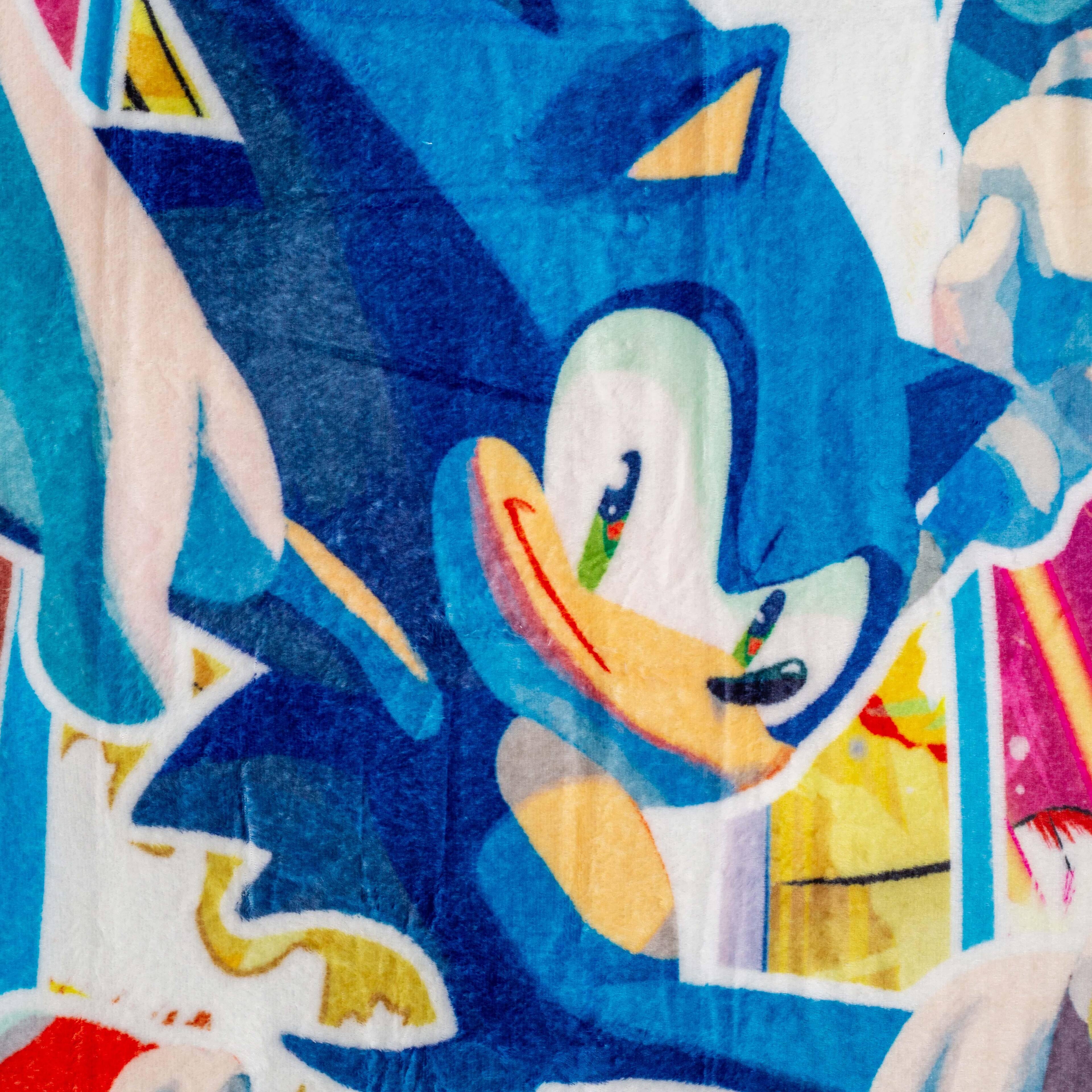 Alt View 4. Just Funky - Sonic the Hedgehog 45 x 60 Inch Fleece Throw Blanket & Air Freshener Gift Set - Blue.