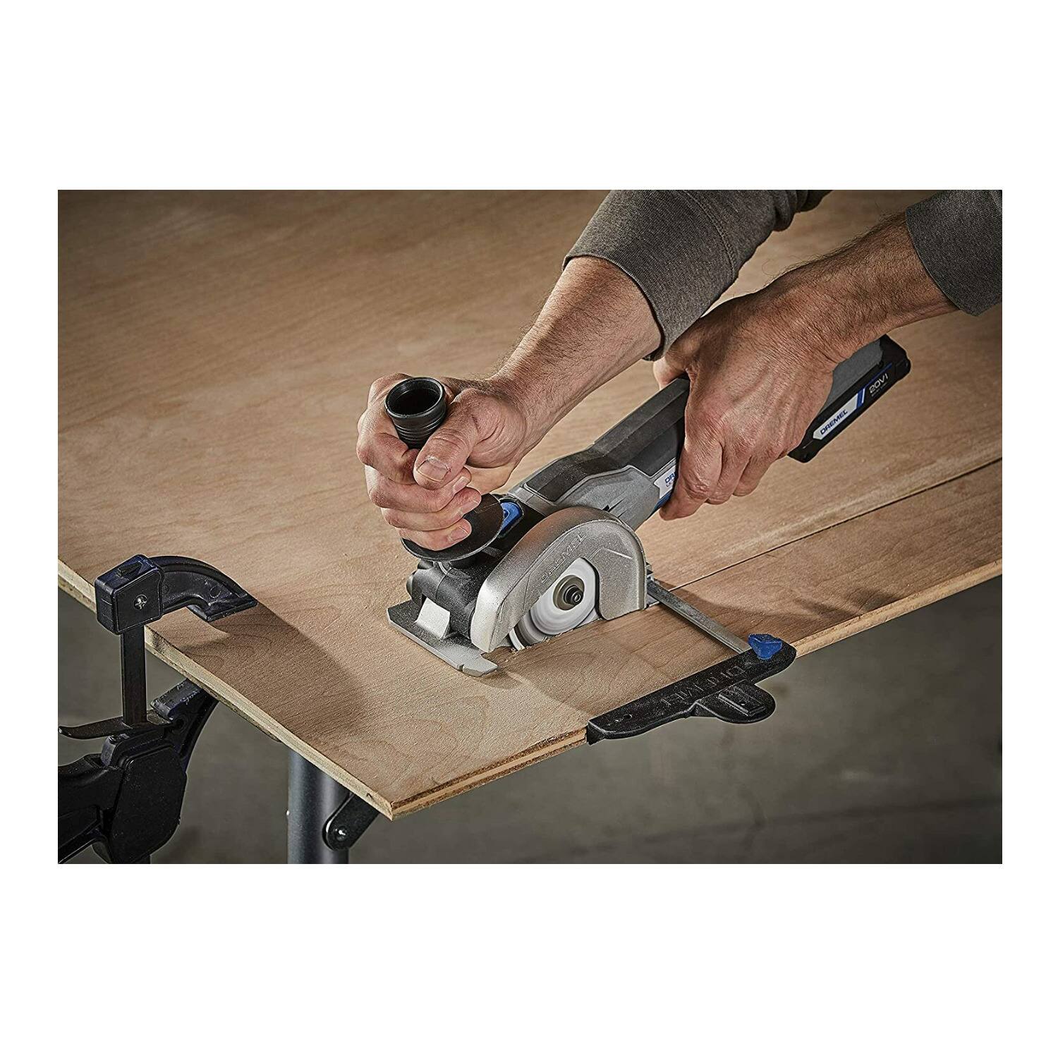 Left. Dremel - Dremel US20V-01 20V MAX Cordless Compact Saw Tool Kit (Refurbished).