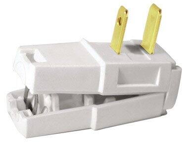 Front. Leviton - C22-321W Residential Easy-Wire Angled 15A 125V Plug - White.
