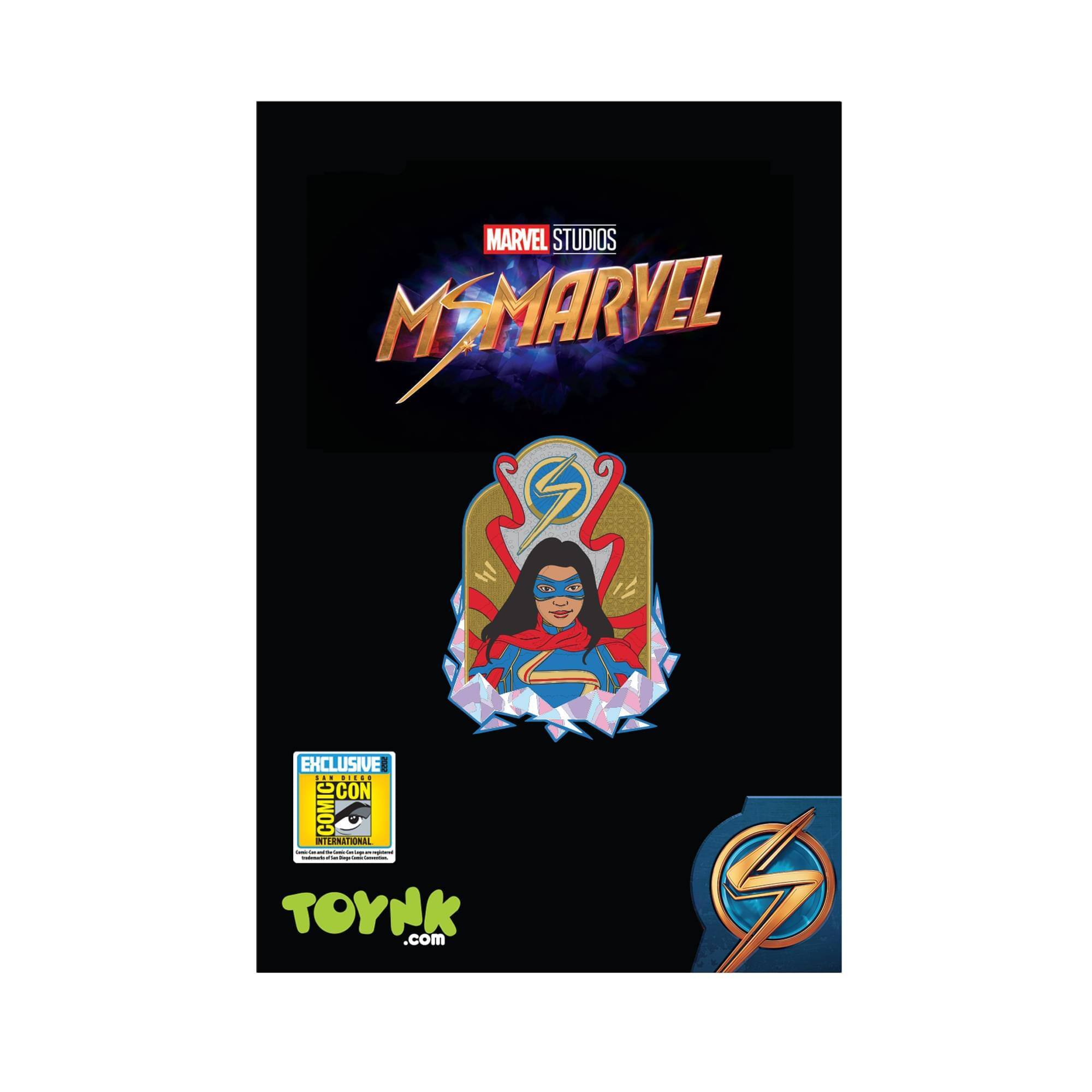 MARVEL STUDIOS  
MS. MARVEL  

EXCLUSIVE  
COMIC-CON INTERNATIONAL  

TOYNK.com