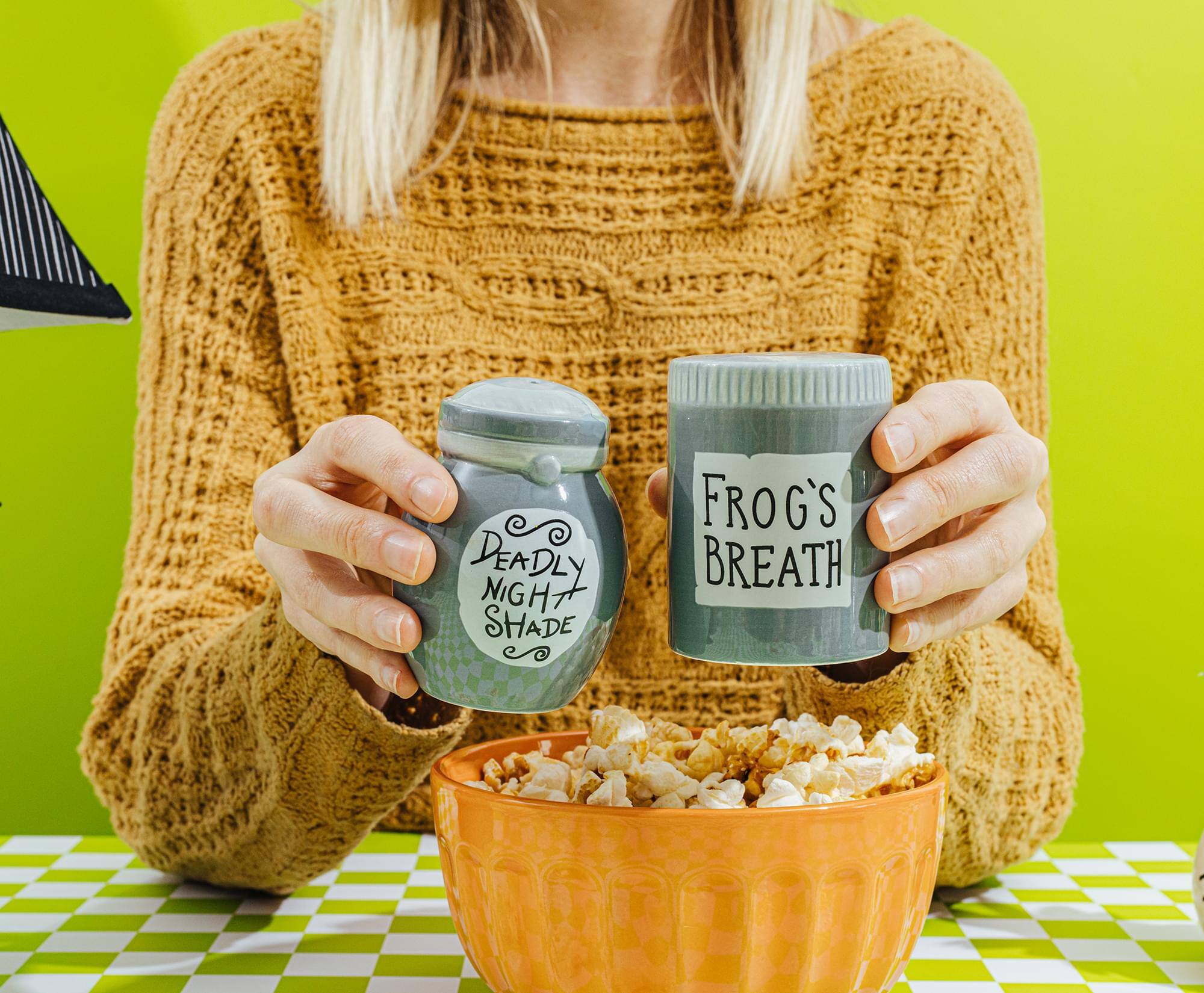 DEADLY NIGHT SHADE  
FROG'S BREATH