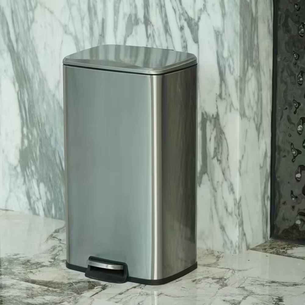 Angle. Hivvago - 8-Gallon Stainless Steel Kitchen Trash Can with Step-on Lid - Silver.